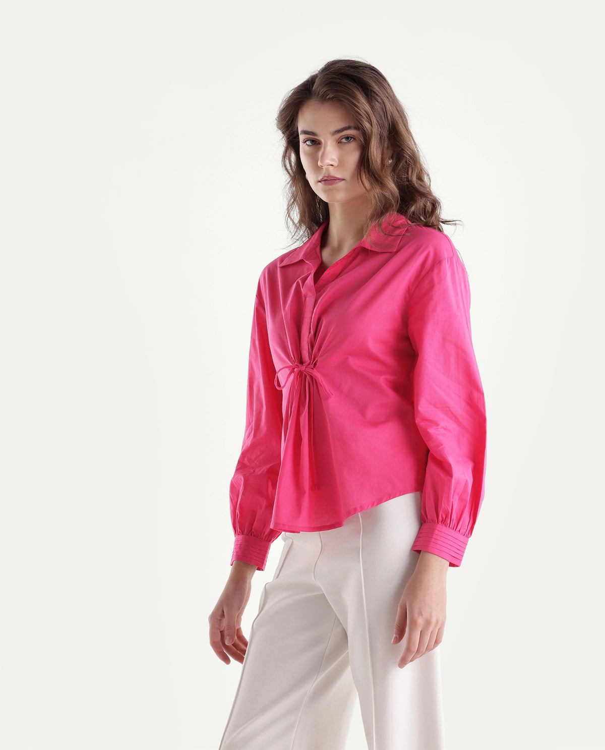 Rareism Women's Somhurs Mid Pink Cotton Spread Collar Pull-On Relaxed Plain Top
