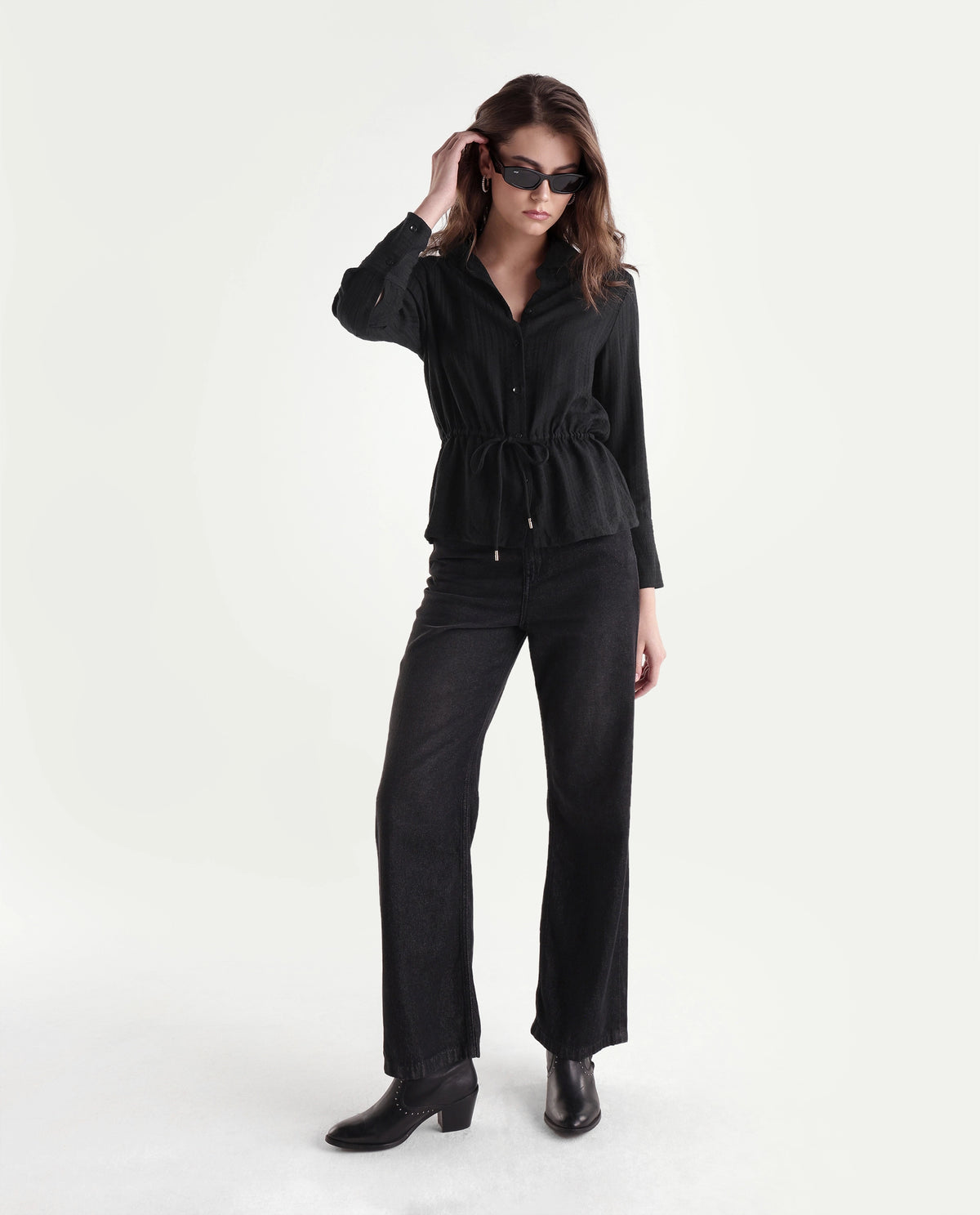 Rareism Women's Quin-T Black Viscose Blend Stand Collar Regular Jacquard Shirt
