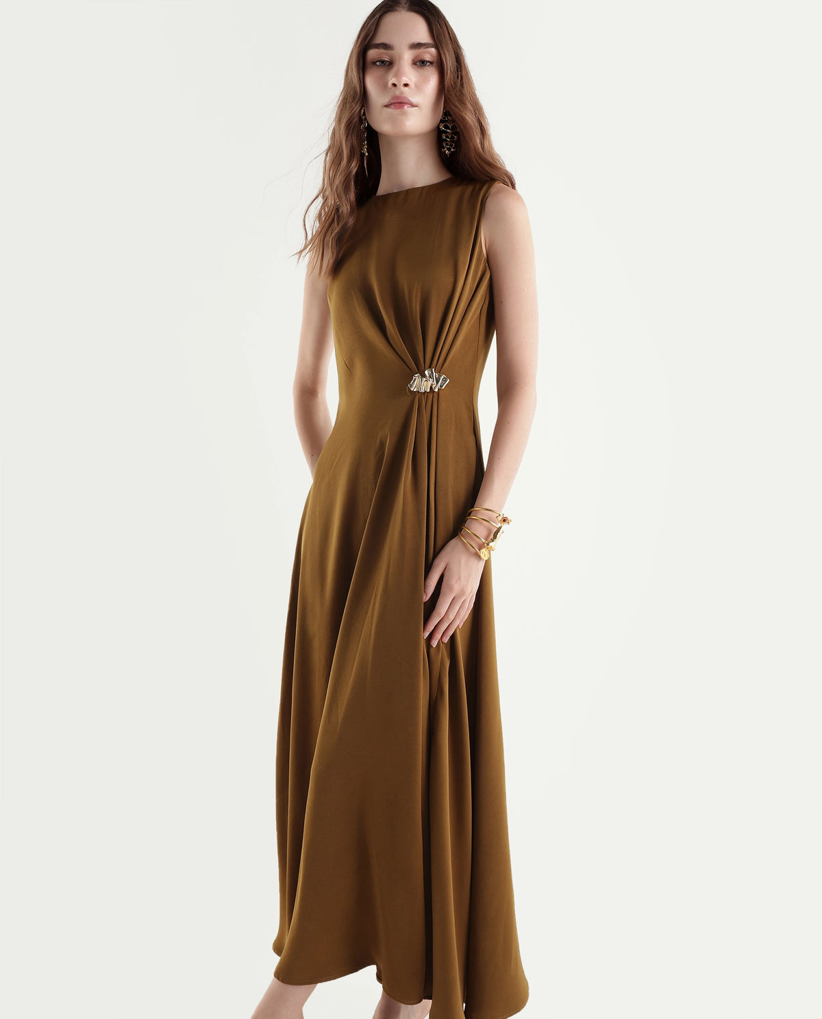 Rareism Women's Xoa Gold Polyester Crew Neck Sheath Plain Dress - image 2