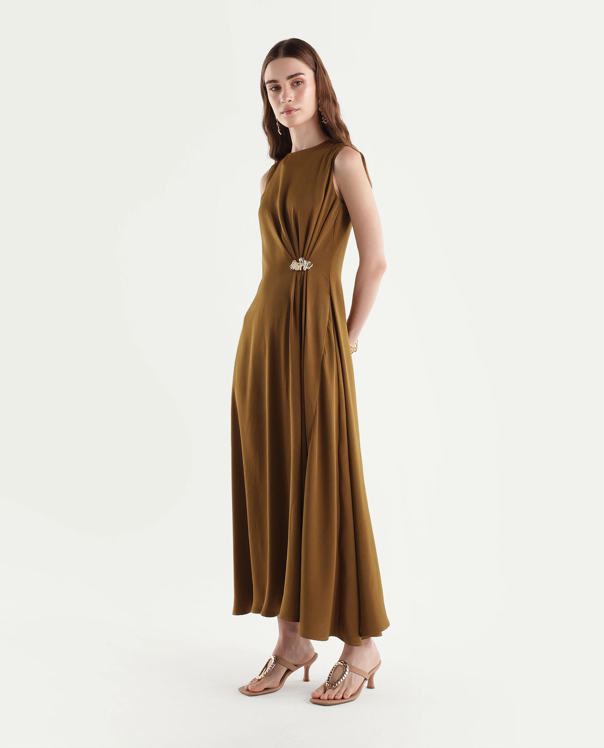 Rareism Women's Xoa Gold Polyester Crew Neck Sheath Plain Dress - image 5