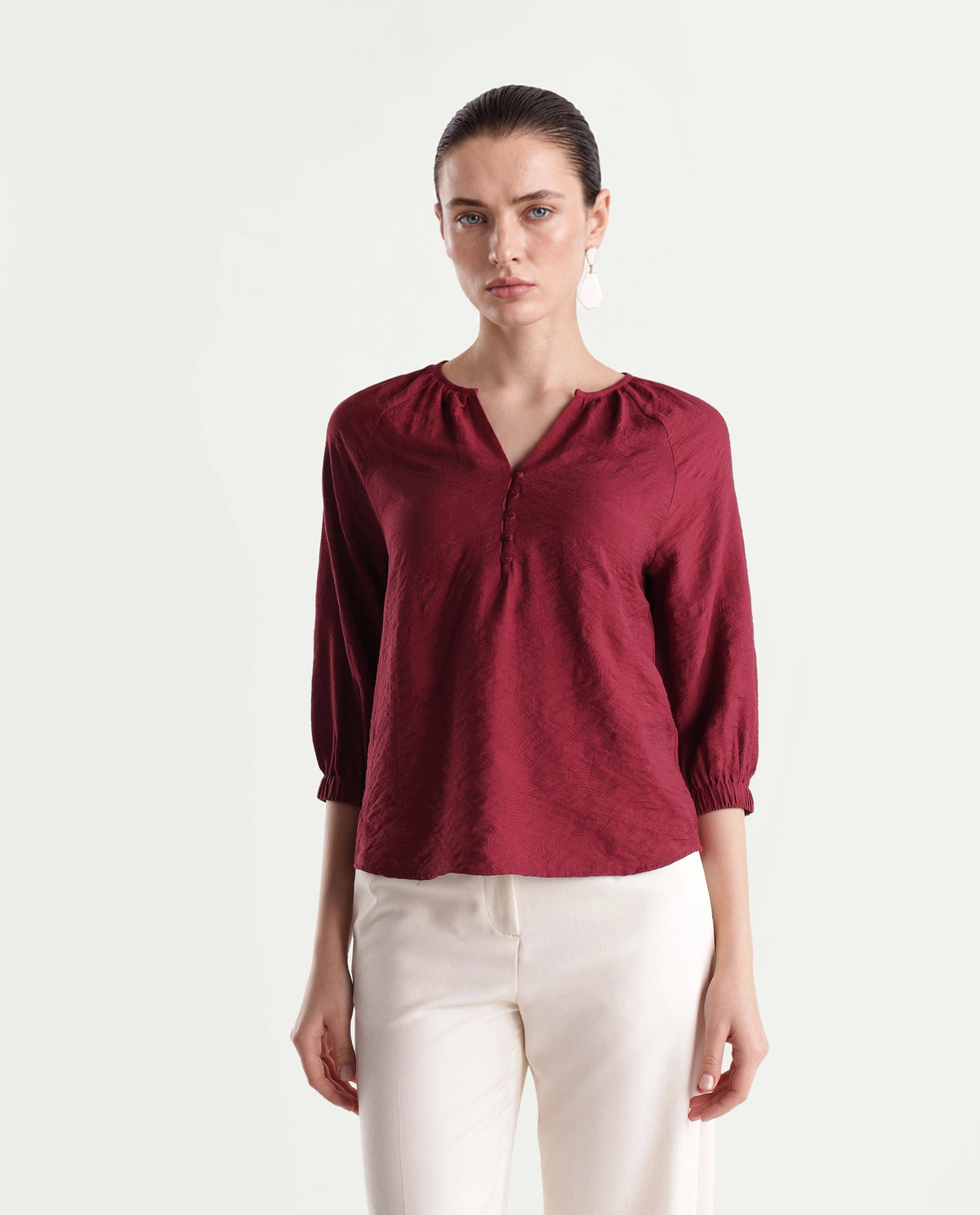 Rareism Women's Bessy Maroon Viscose Blend V-Neck Bodycon Jacquard Top
