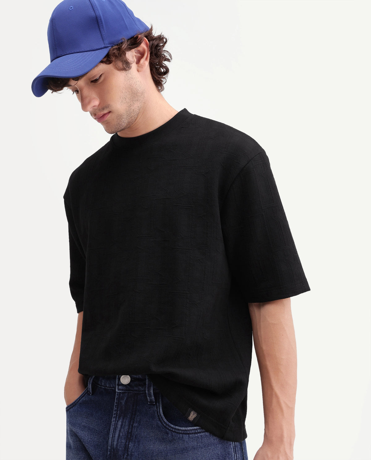 Rare Rabbit Mens Corin Black Cotton Blend Crew Neck Regular Textured T-Shirt