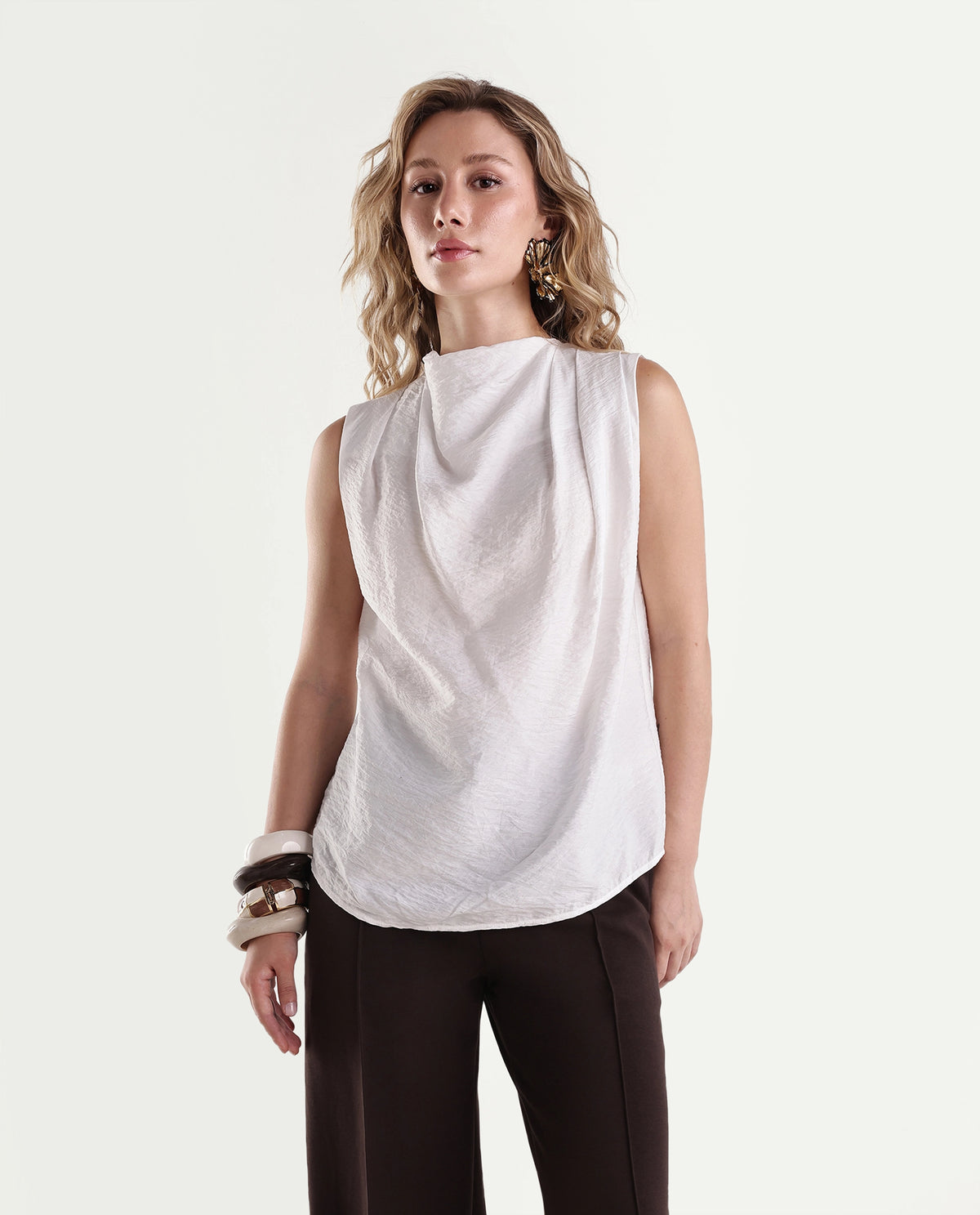 Rareism Womens Onjowl Off White Viscose Blend Cowl Neck Swing Plain Top