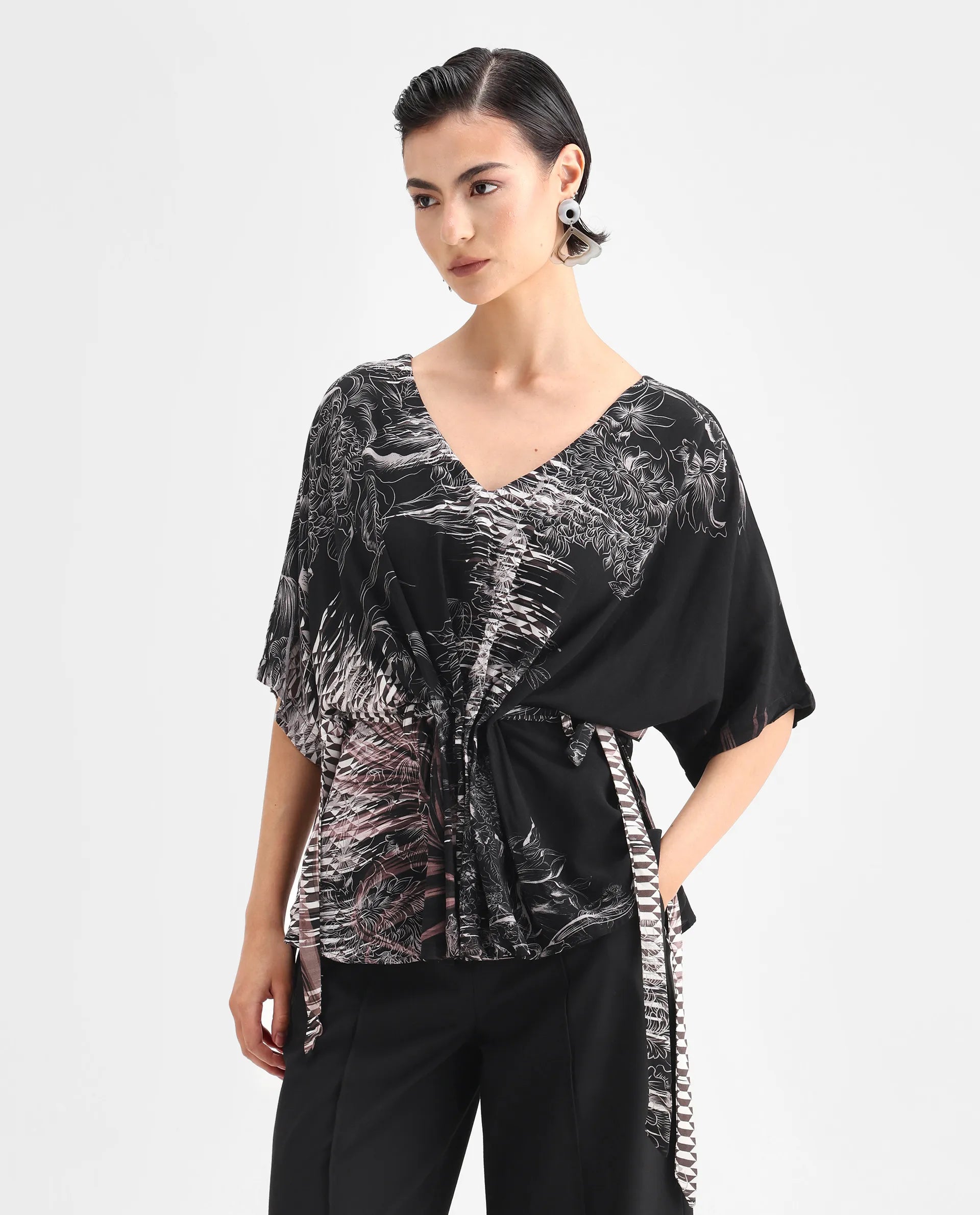 Rareism Women's Rufu Black Viscose Blend V-Neck Abstract Print Extended Sleeves Relaxed Fit Top