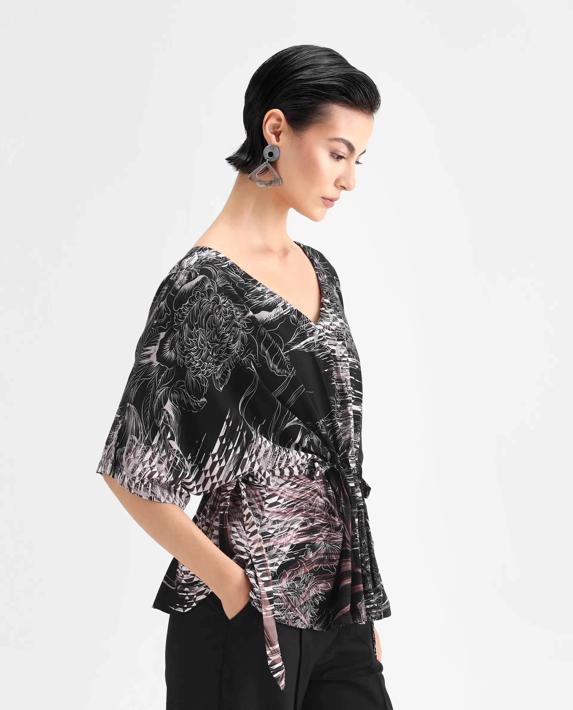 Rareism Women's Rufu Black Viscose Blend V-Neck Abstract Print Extended Sleeves Relaxed Fit Top
