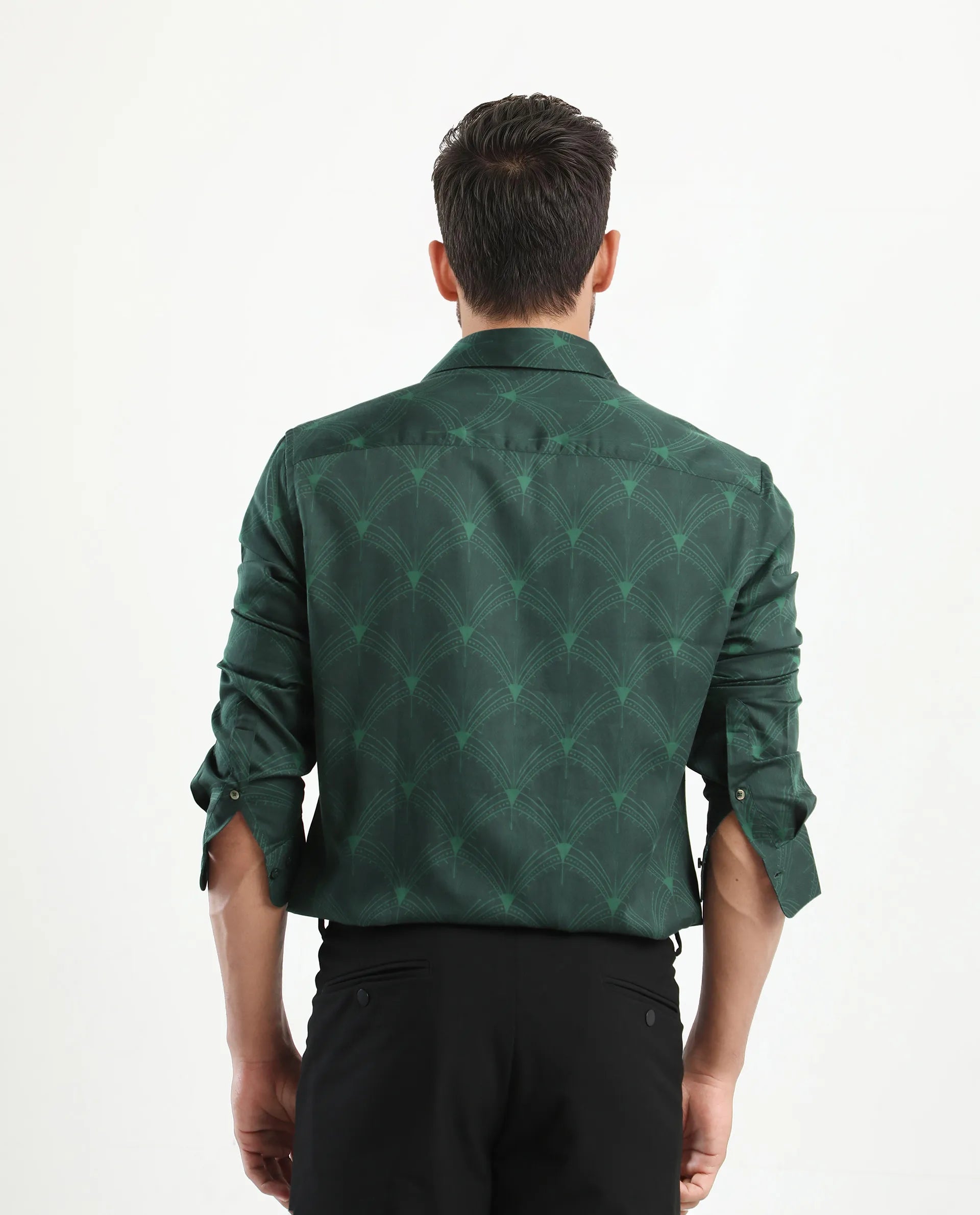 Rare Rabbit Men's Runi Green Cotton Blend Decorative Print Regular Fit Full Sleeve Collared Shirt