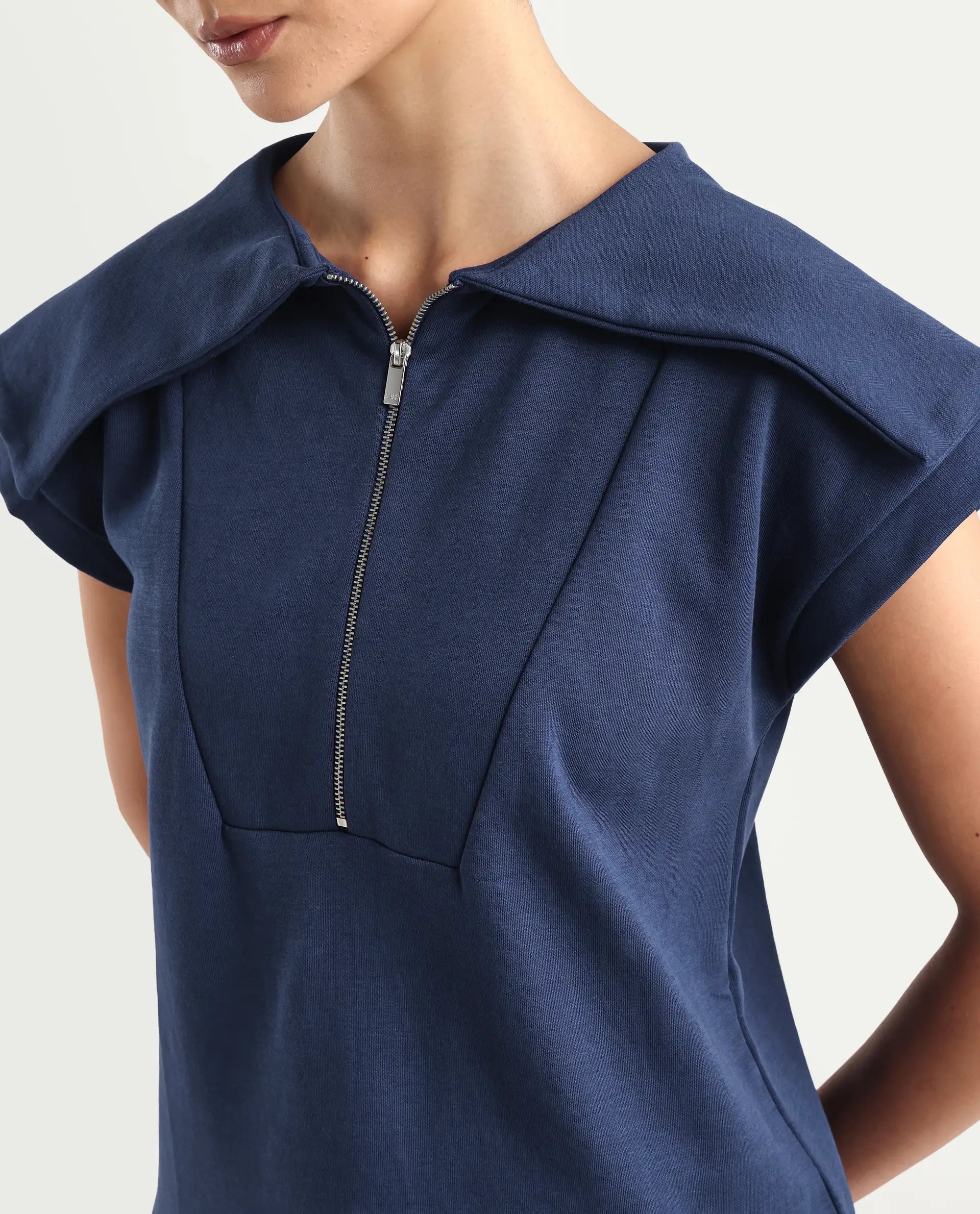 Rareism Women's Sail Navy Cotton Spread Collar Plain Extended Sleeves Relaxed Fit Sweatshirt