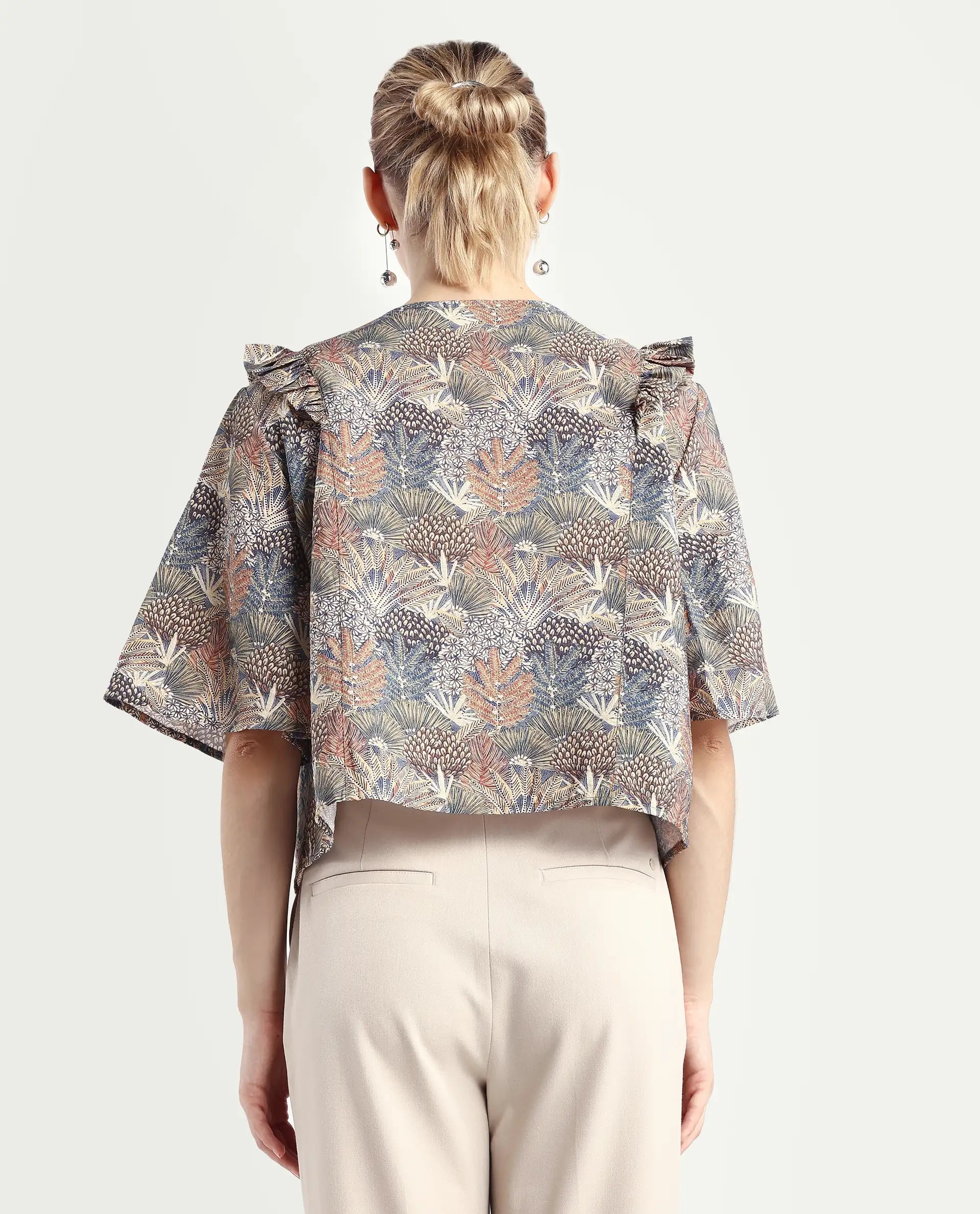 Rareism Women's Savri Dark Multi Nylon Blend Shawl Collar Botanical Print Bell Sleeve Relaxed Fit Shrug