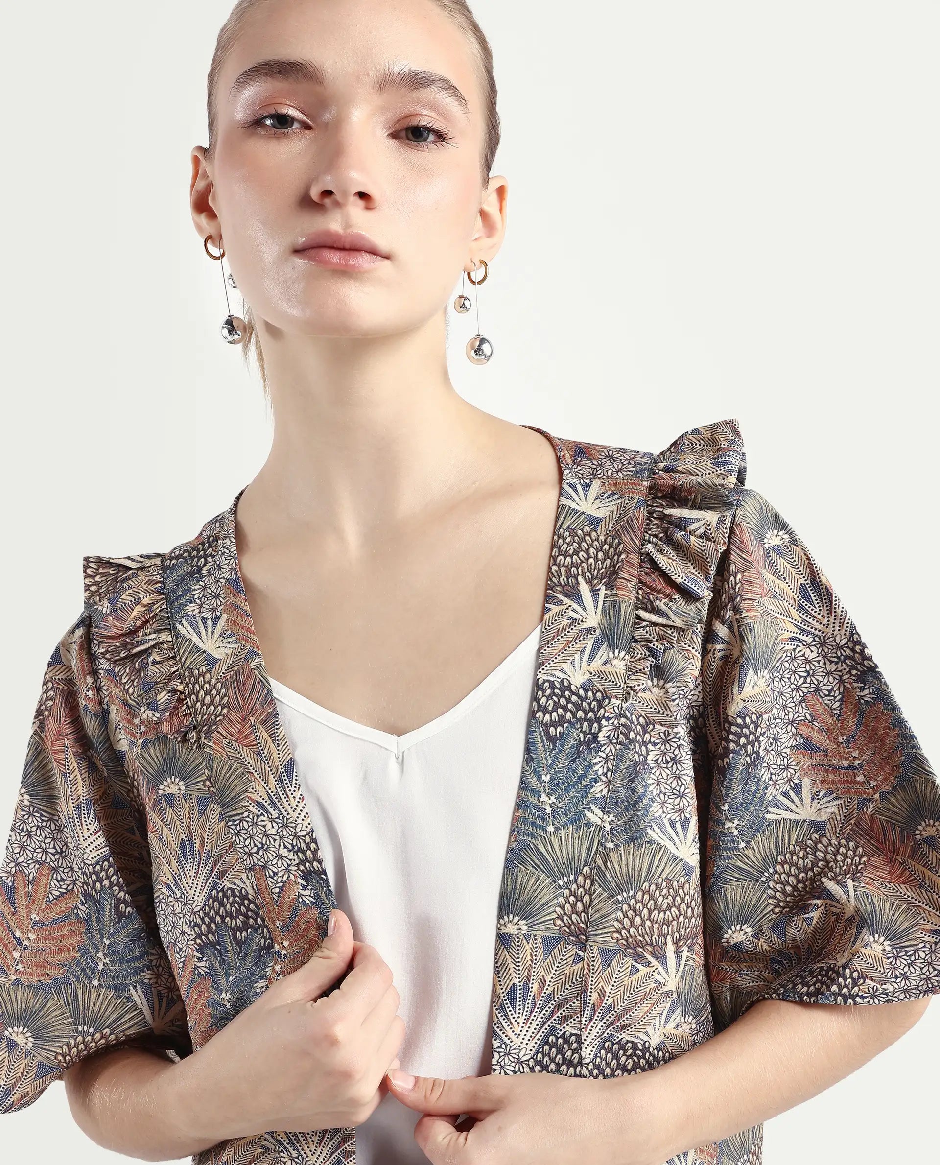 Rareism Women's Savri Dark Multi Nylon Blend Shawl Collar Botanical Print Bell Sleeve Relaxed Fit Shrug