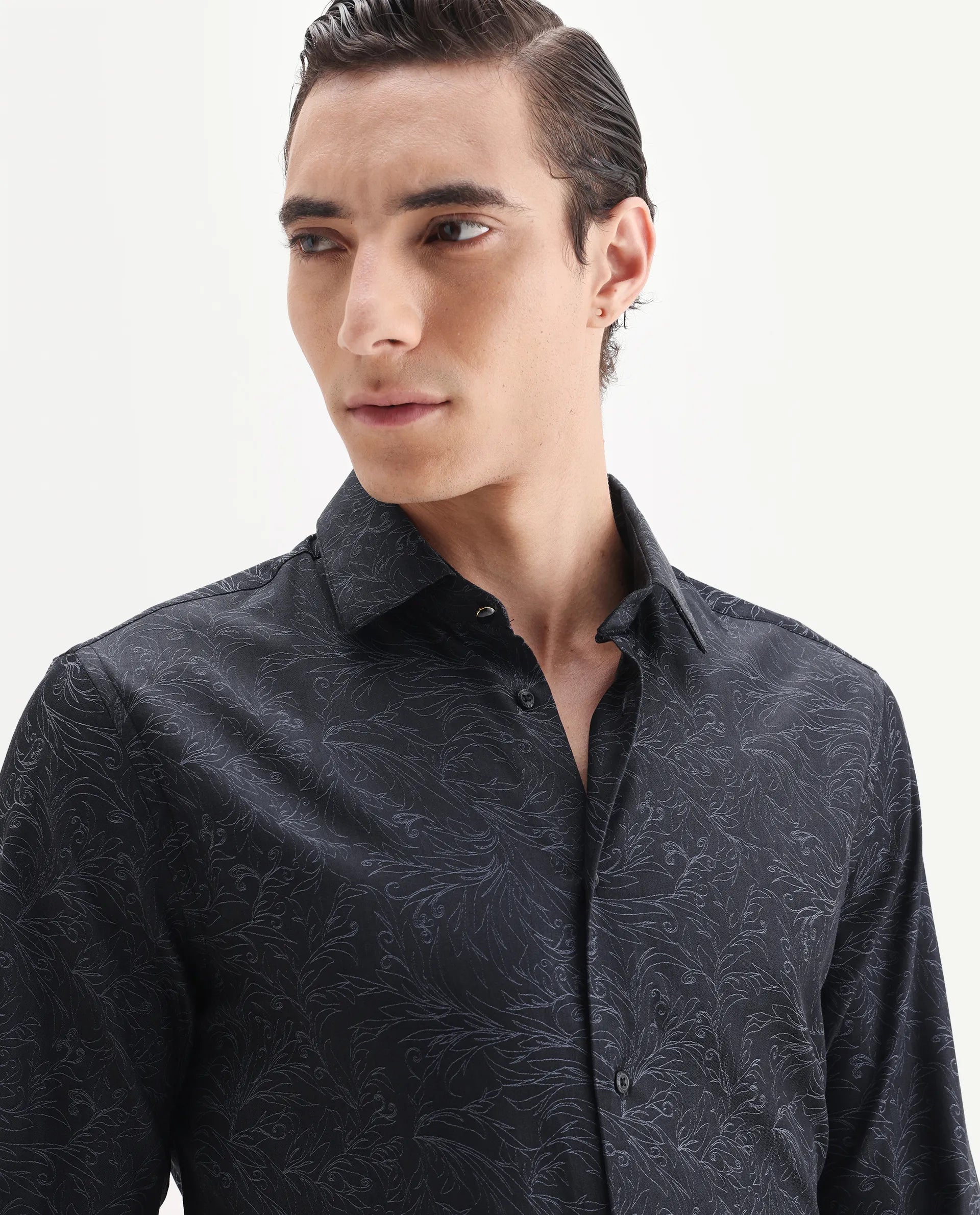 Rare Rabbit Men's Seld Dusky Purple Cotton Blend Spread Collar Regular Fit Jacquard Shirt