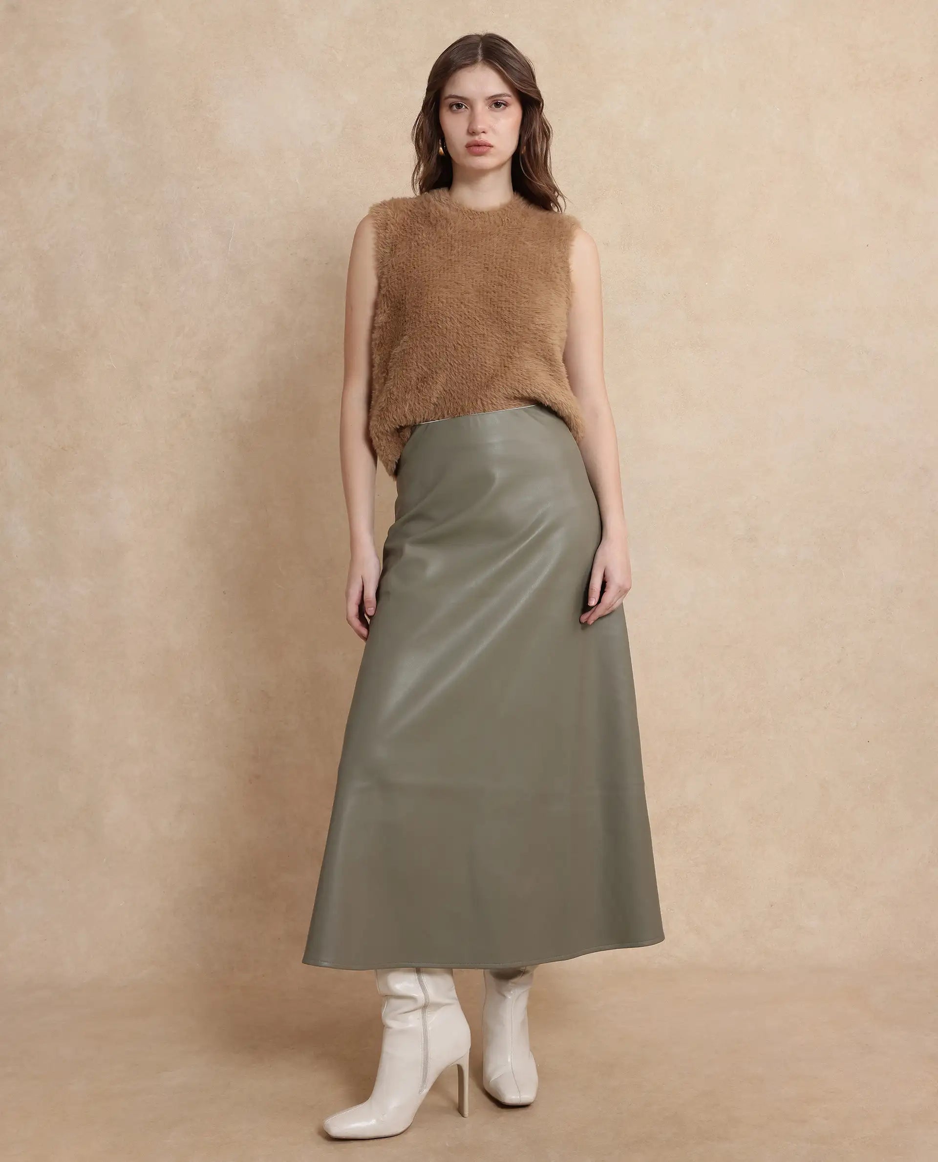 Rareism Women Serdo Olive Polyester Fabric Short Sleeve Plain Skirt