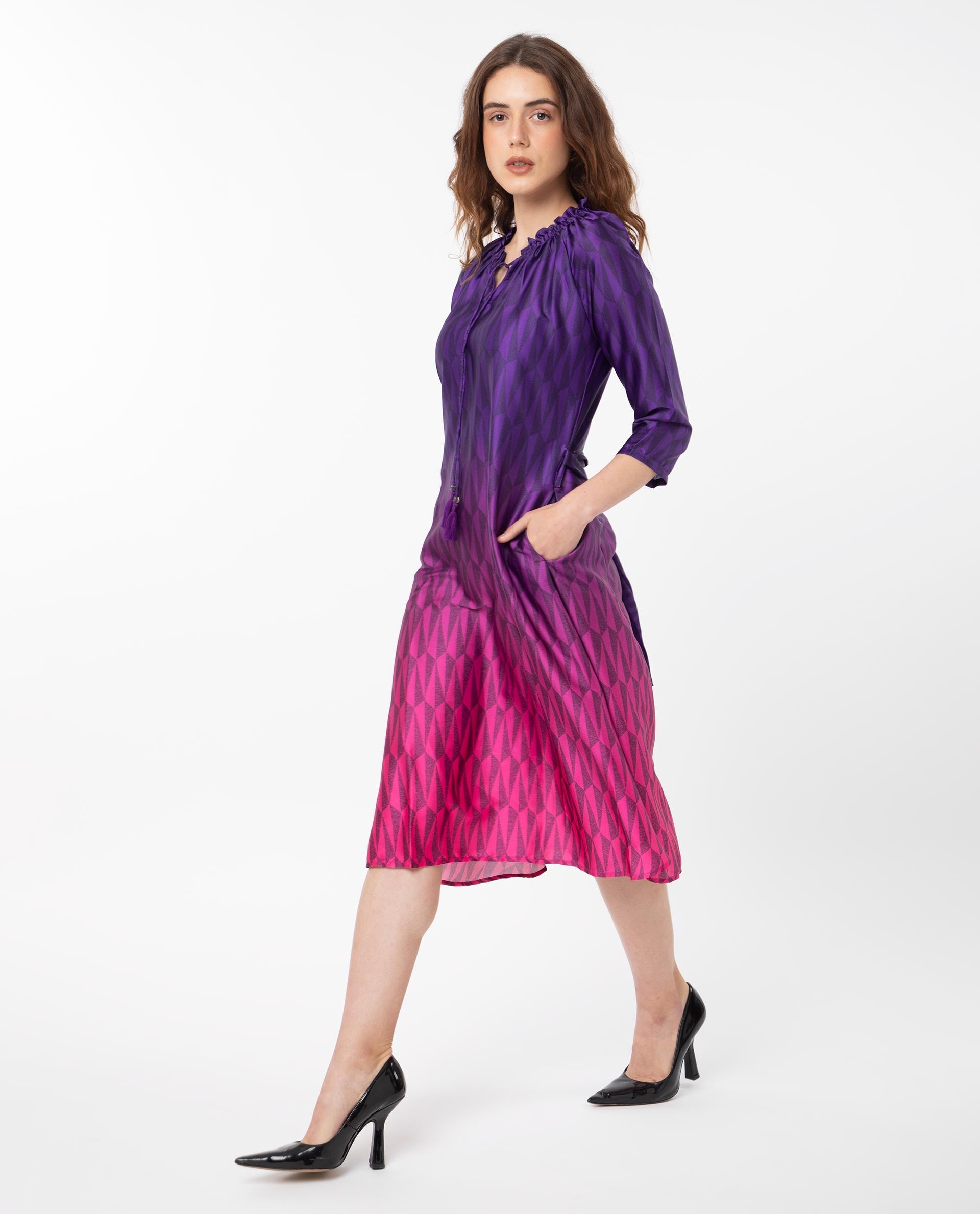 Rareism Women Shaw Pink Polyester Fabric 3/4Th Sleeves Drawstring Closure Tie-Up Neck Regular Fit Ombre Knee Length Dress