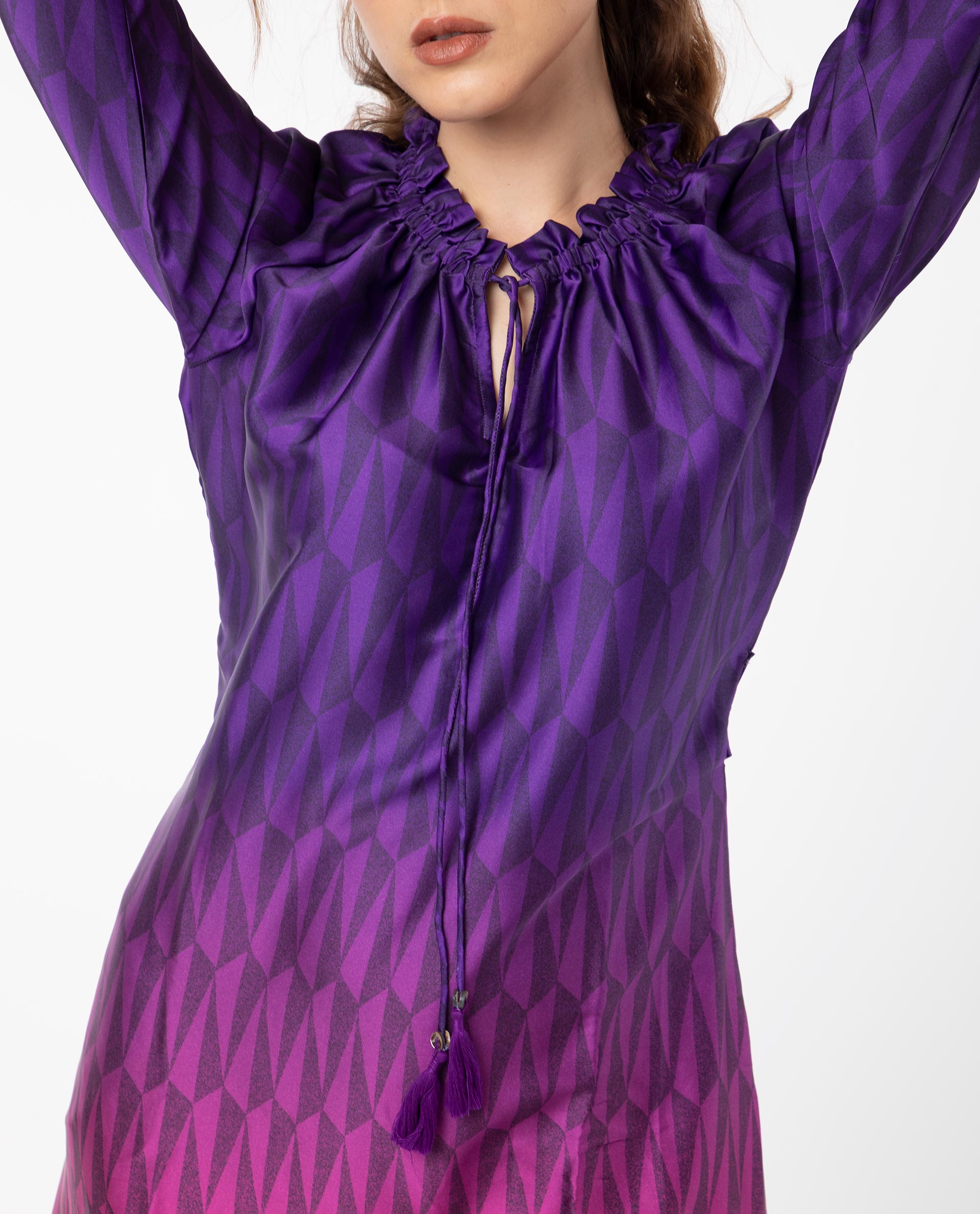 Rareism Women Shaw Pink Polyester Fabric 3/4Th Sleeves Drawstring Closure Tie-Up Neck Regular Fit Ombre Knee Length Dress