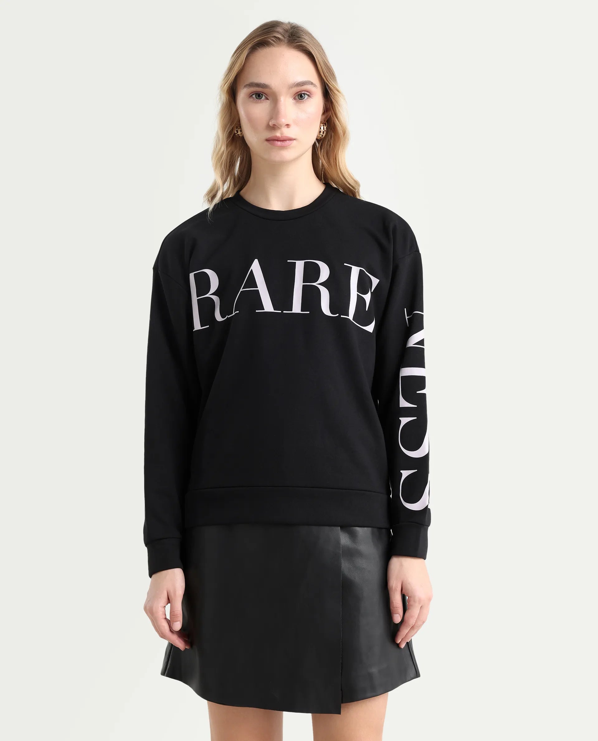 Rareism Women's Shelly Black Polyester Blend Crew Neck Graphic Print Cuffed Sleeve Relaxed Fit Sweatshirt