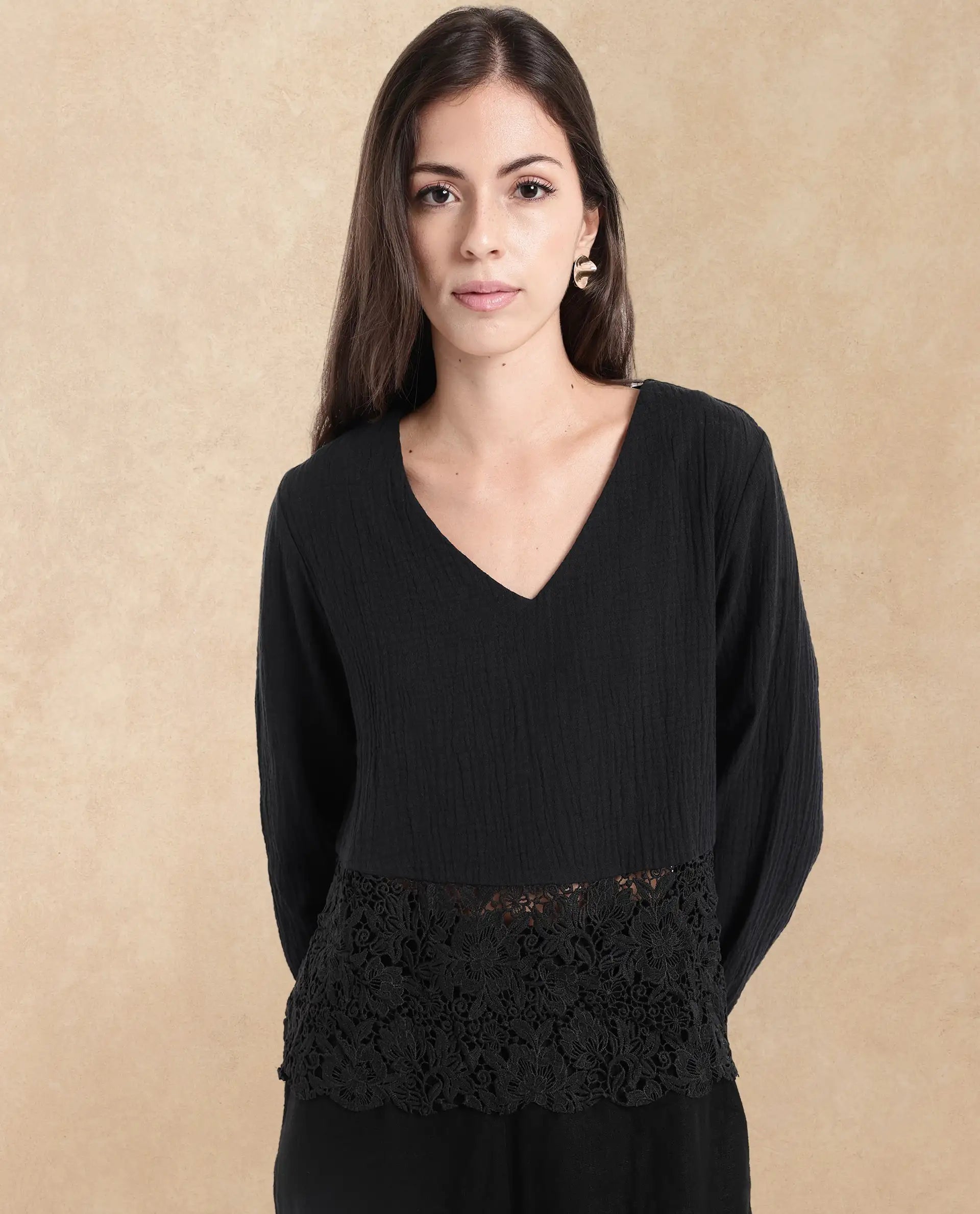 Rareism Women Sinloa-SC Black Bishop Sleeve V-Neck Plain Top