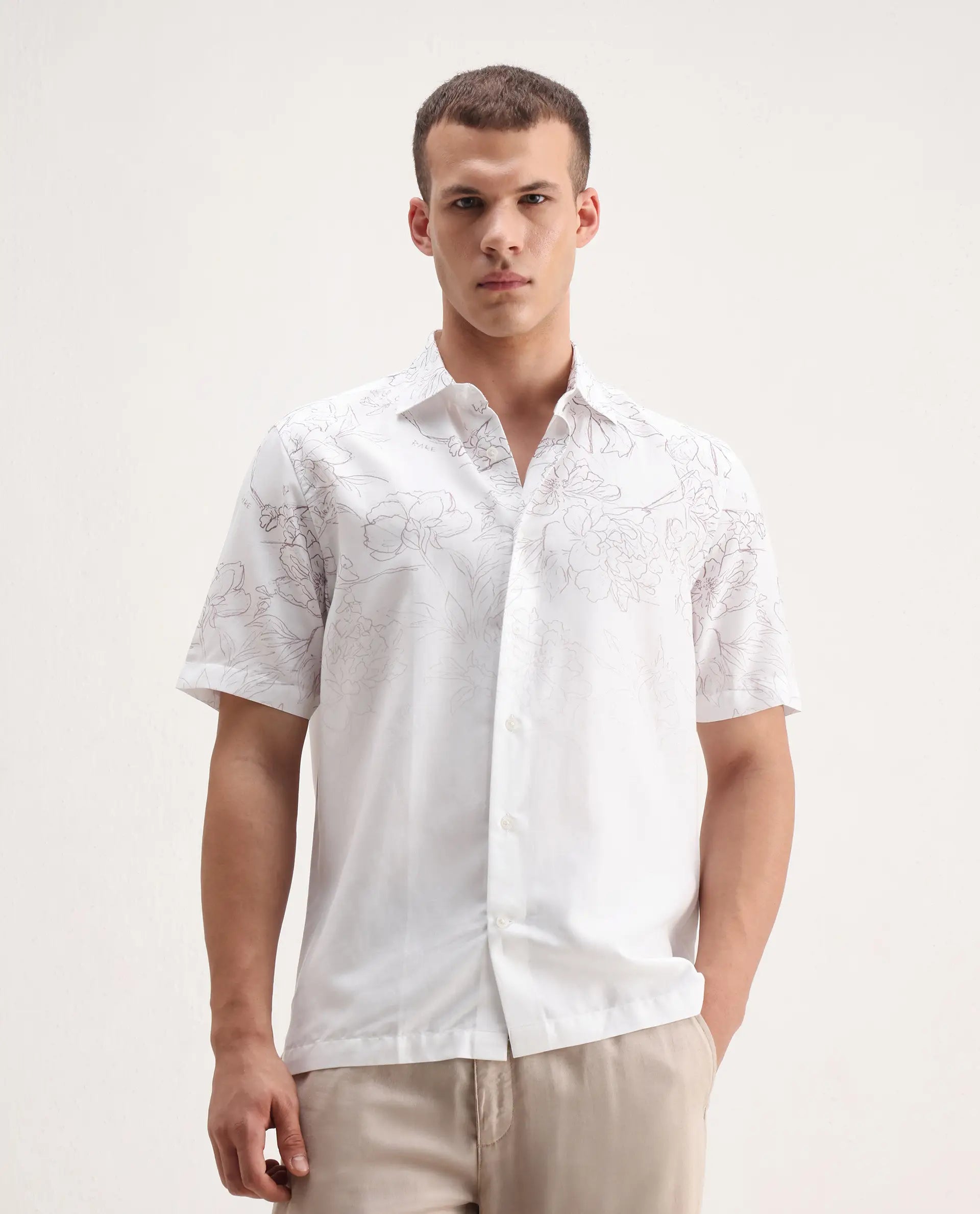 Rare Rabbit Men's Skew White Cotton Blend Floral Print Regular Fit Half Sleeve Collared Shirt