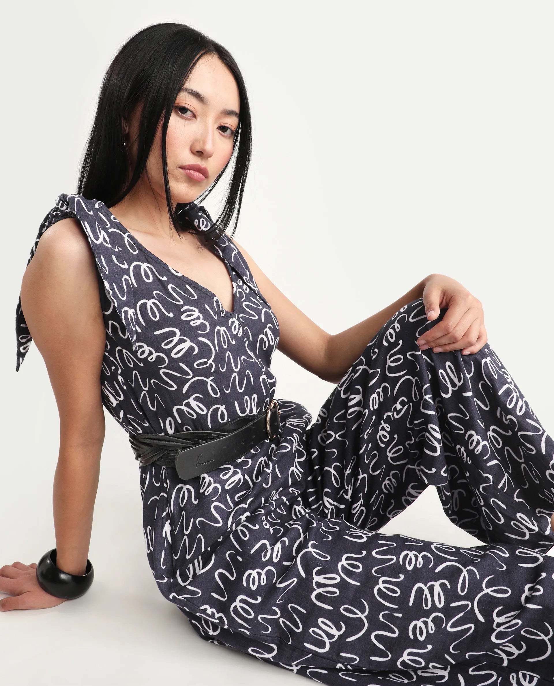 Rareism Women's Skoda Black Cotton V-Neck Abstract Print Shoulder Strap Ankle Length Tailored Jumpsuit