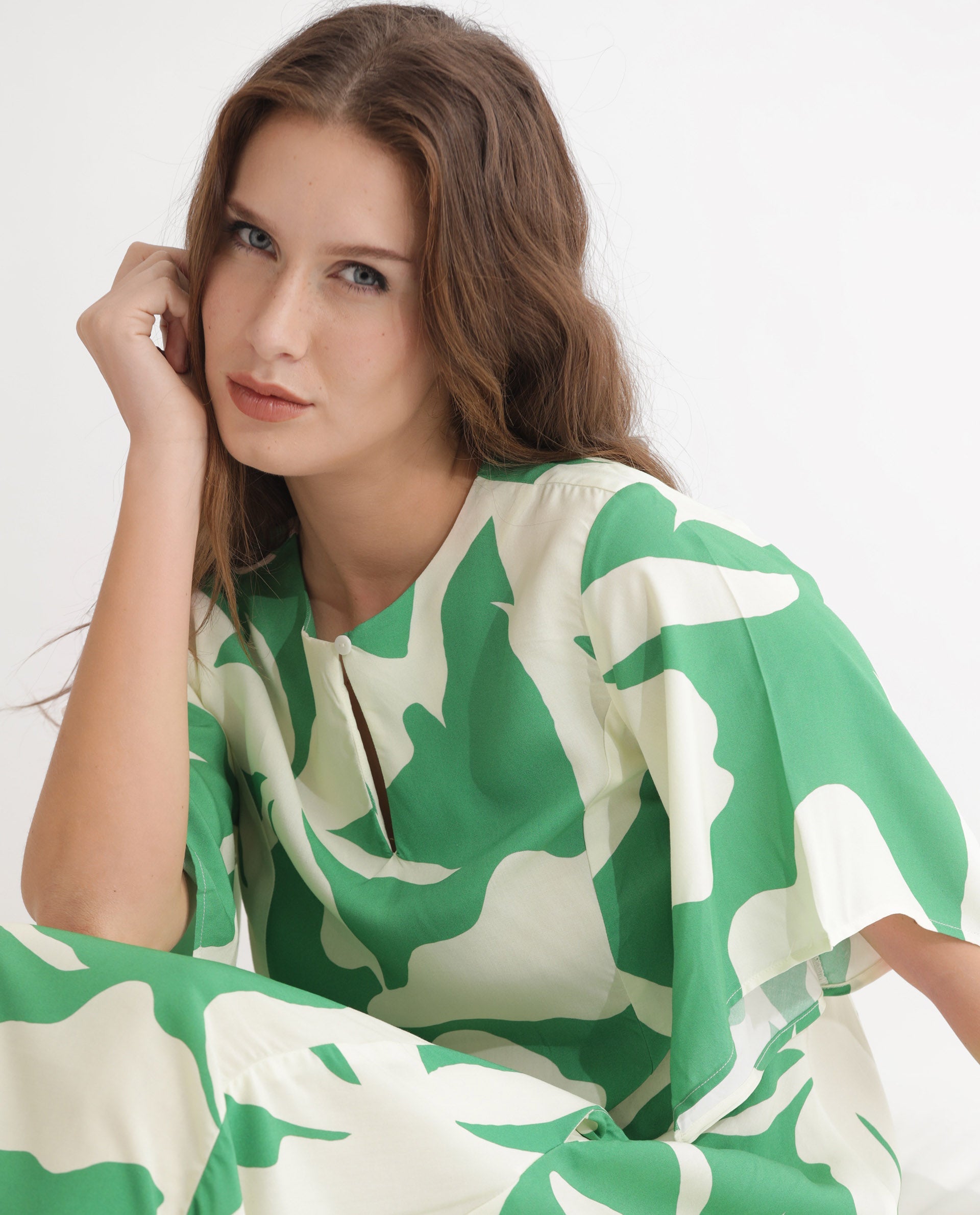 Rareism Women Slager Green Abstract Print Round Neck With Key Hole Button Half Sleeves And Pocket Midi Dress