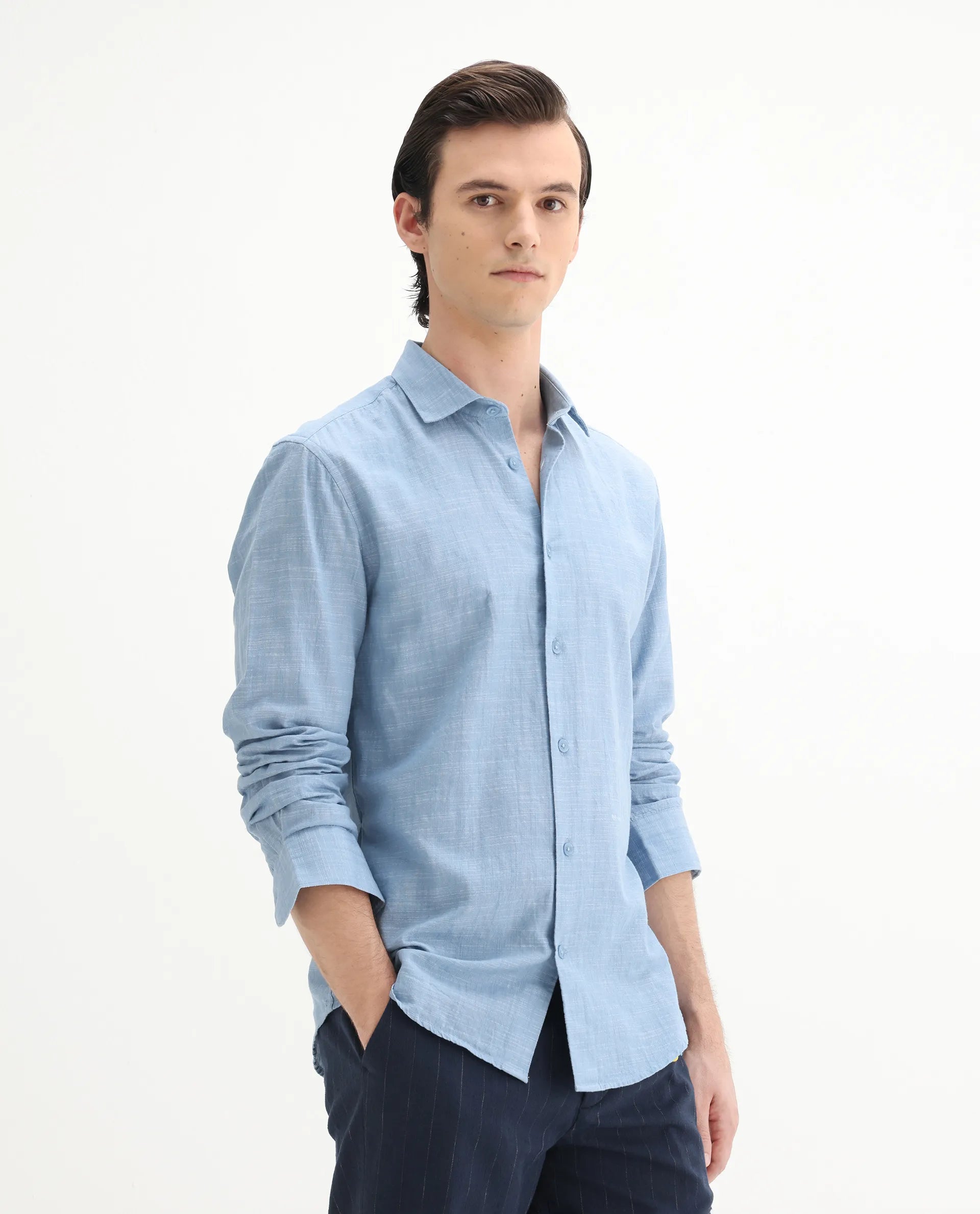 Rare Rabbit Men's Slub Light Blue Cotton Plain Regular Fit Full Sleeve Collared Shirt