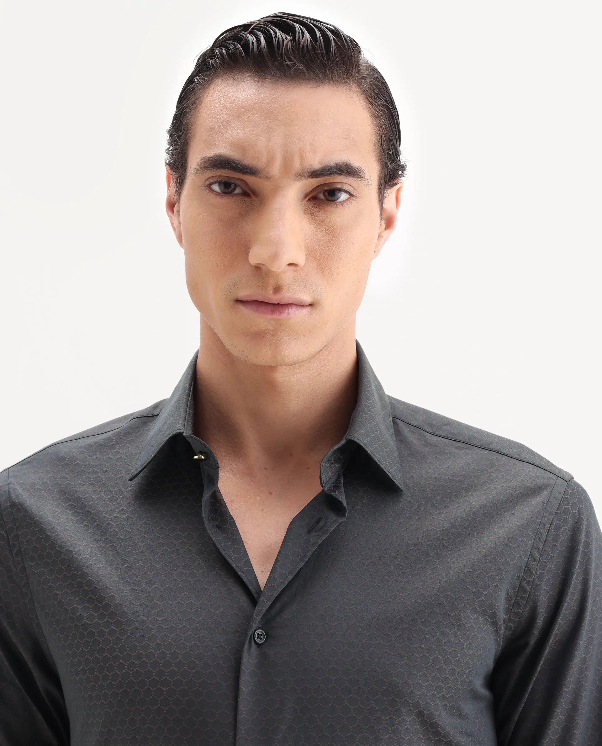 Rare Rabbit Men's Sner Dark Purple Cotton Fabric Collared Neck Regular Fit Jacquard Shirt