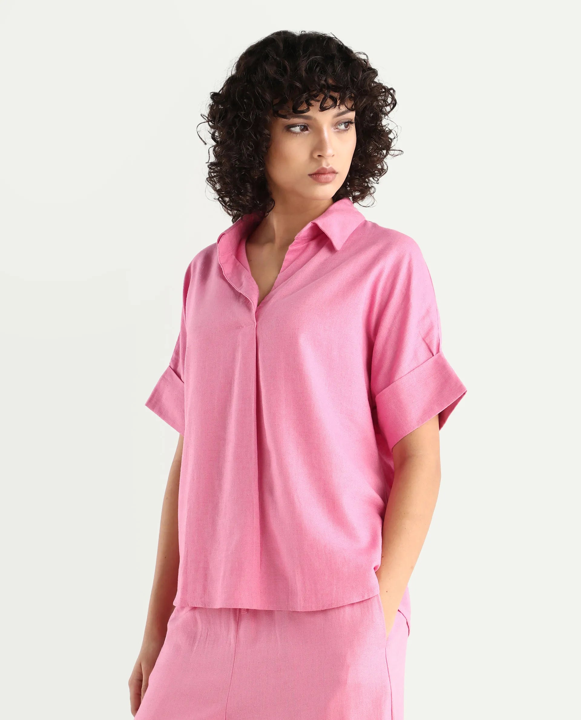Rareism Women's Somkar T Pink Viscose Blend Johnny Collar Plain Extended Sleeves Relaxed Fit Top