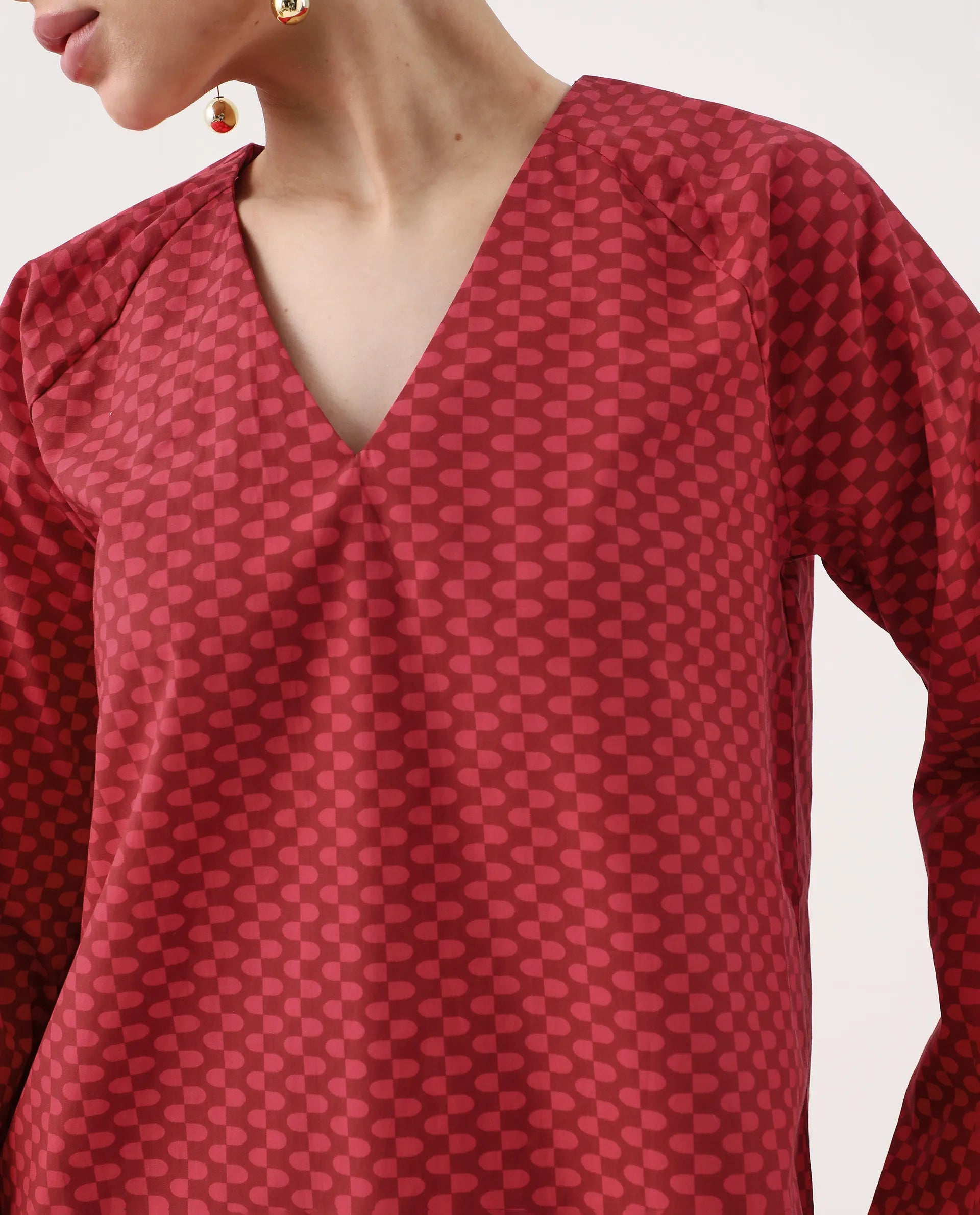 Rareism Women's Somkyu T Red Cotton Round Neck Geometric Print Raglan Sleeve Regular Fit Top