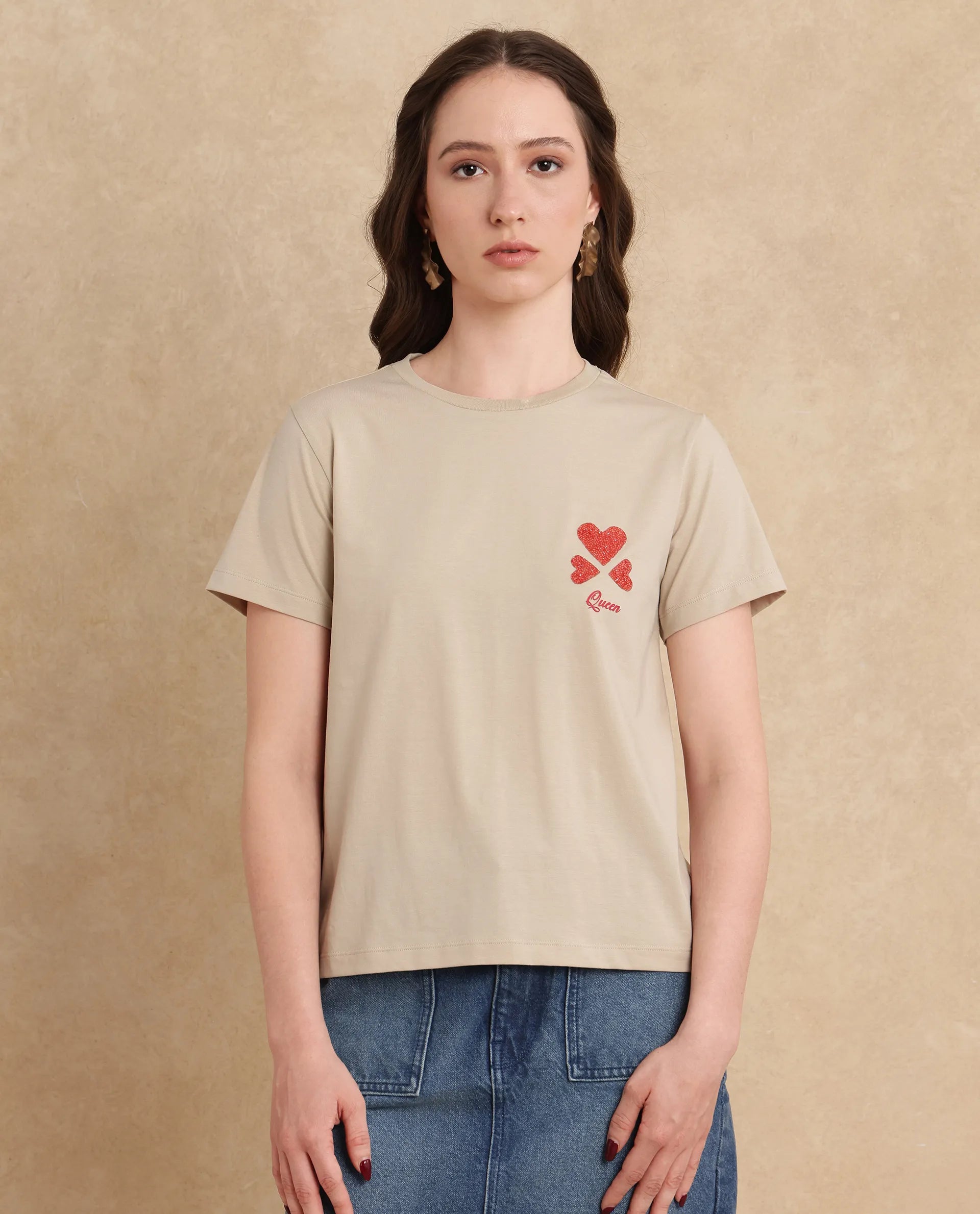 Rareism Women Sompek Beige Crew Neck Graphic Print T-Shirt