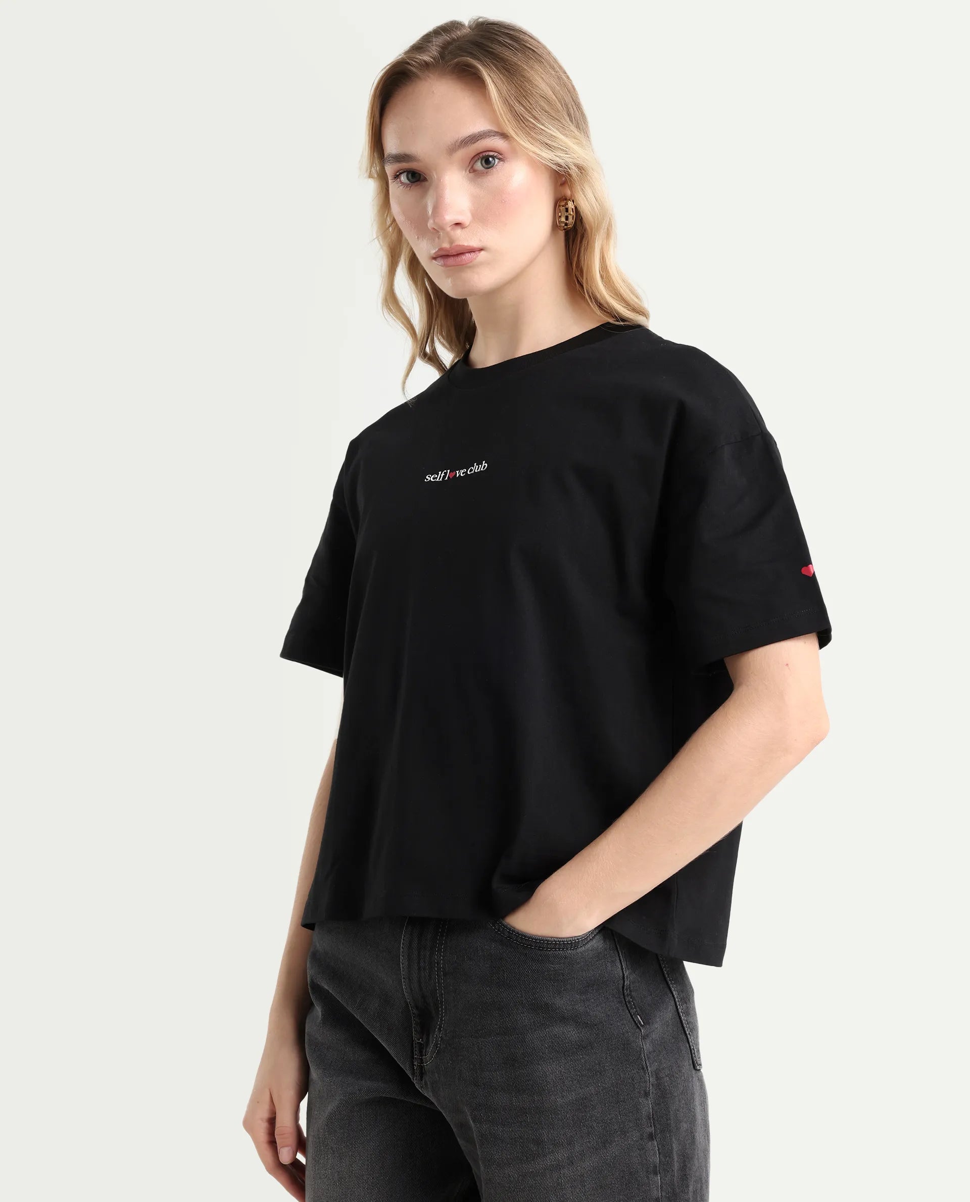 Rareism Women's Sompri Black Cotton Crew Neck Graphic Print Boxy Fit T-Shirt