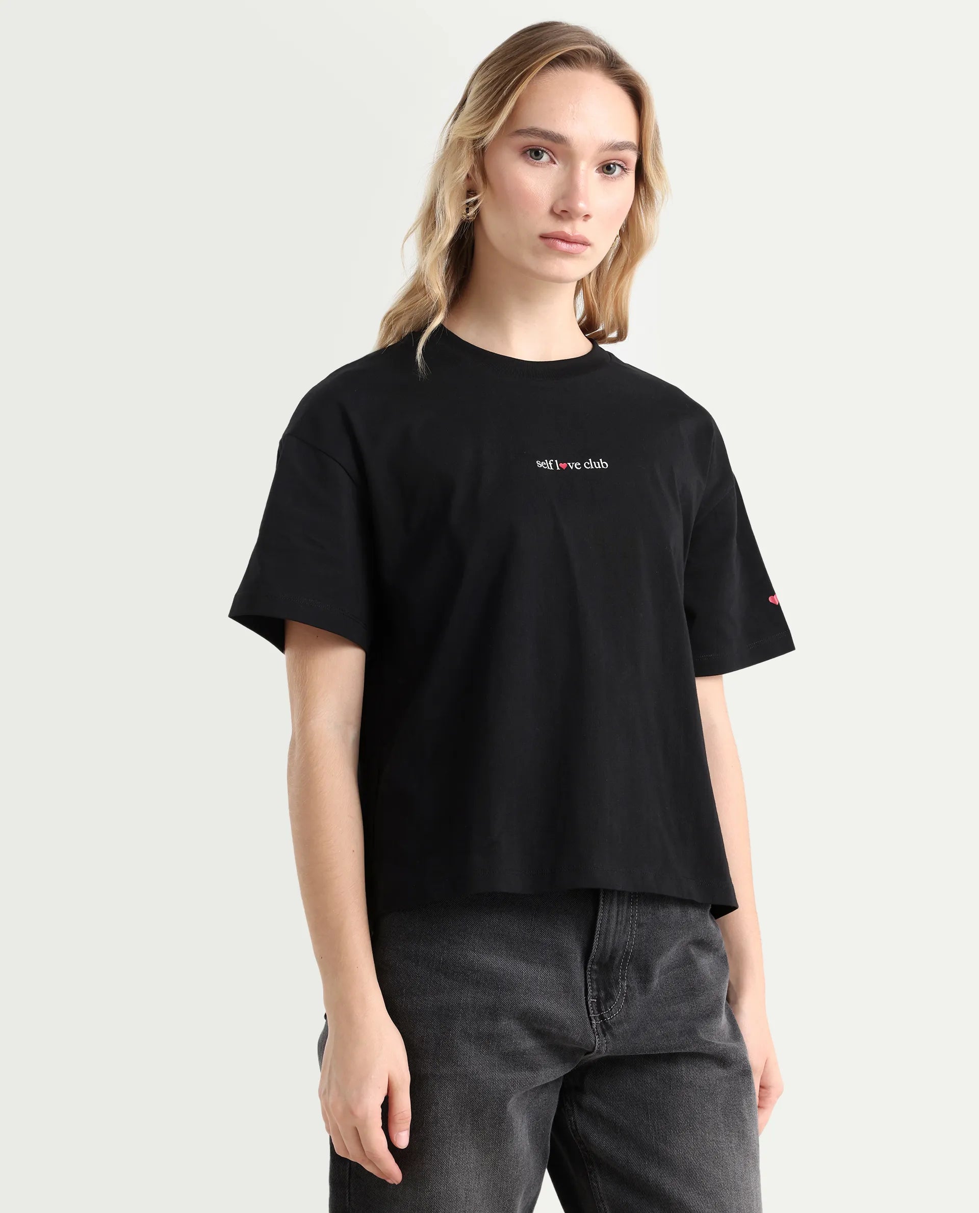 Rareism Women's Sompri Black Cotton Crew Neck Graphic Print Boxy Fit T-Shirt