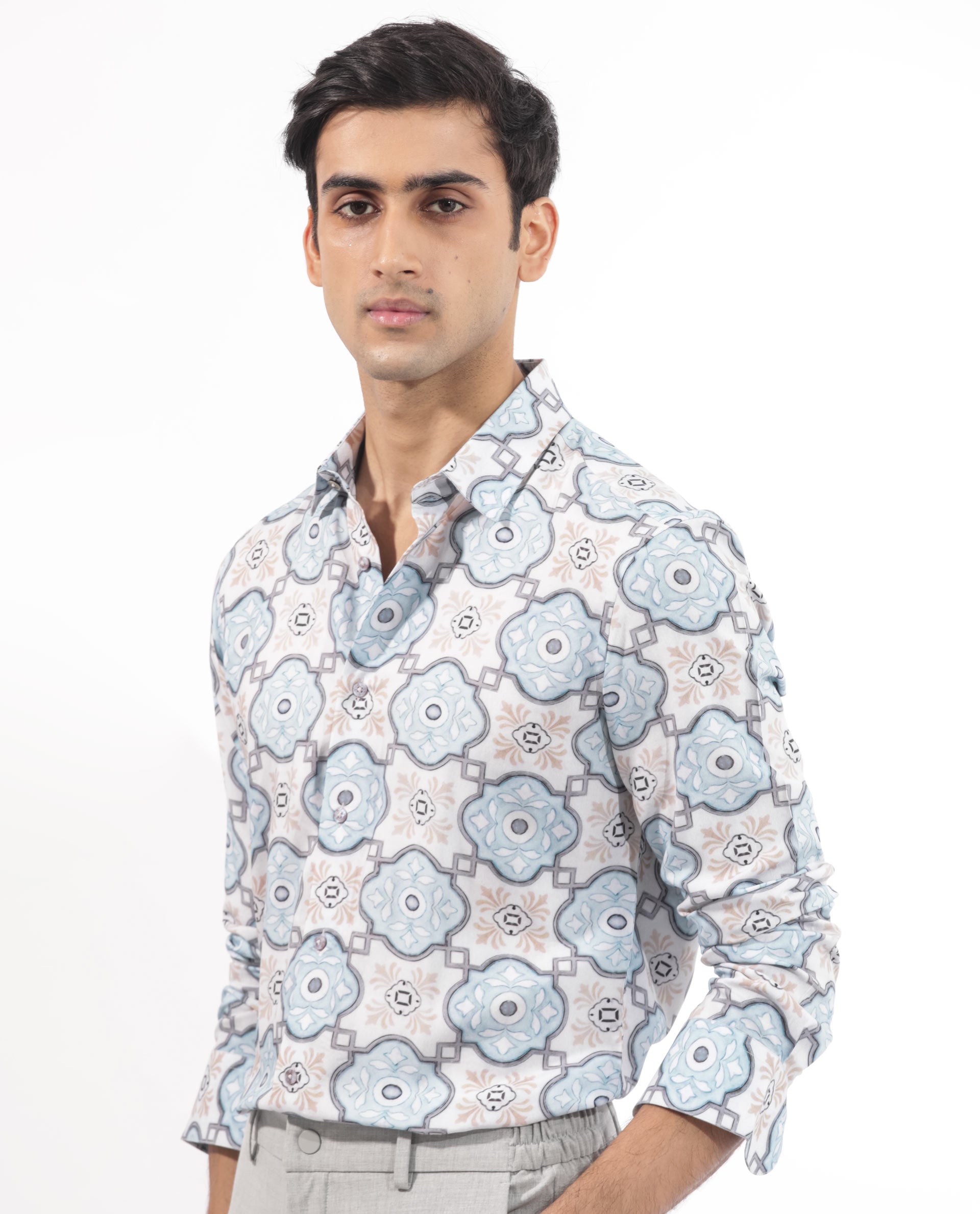 Rare Rabbit Mens Soren Pastel Multi Viscose Fabric Full Sleeves Abstract Floral Print Shirt