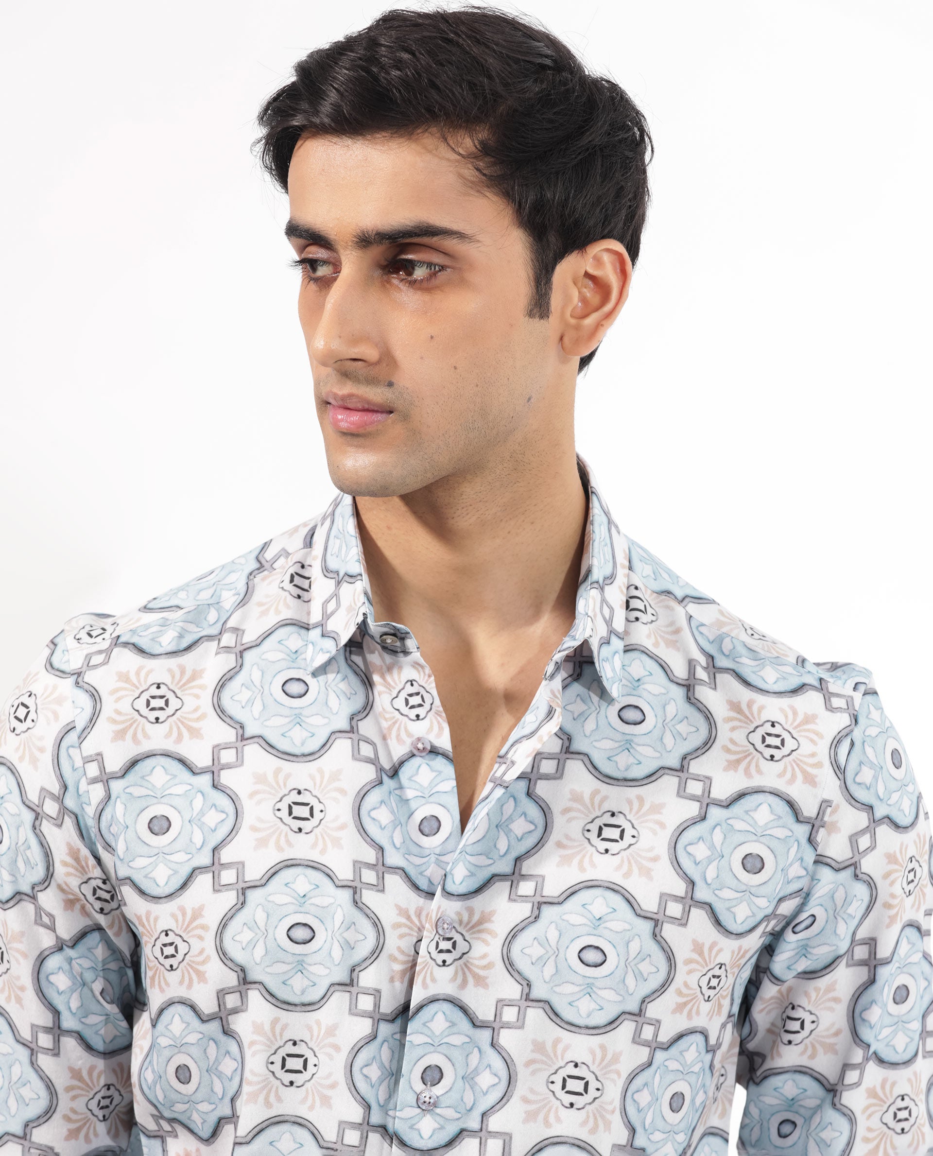 Rare Rabbit Mens Soren Pastel Multi Viscose Fabric Full Sleeves Abstract Floral Print Shirt