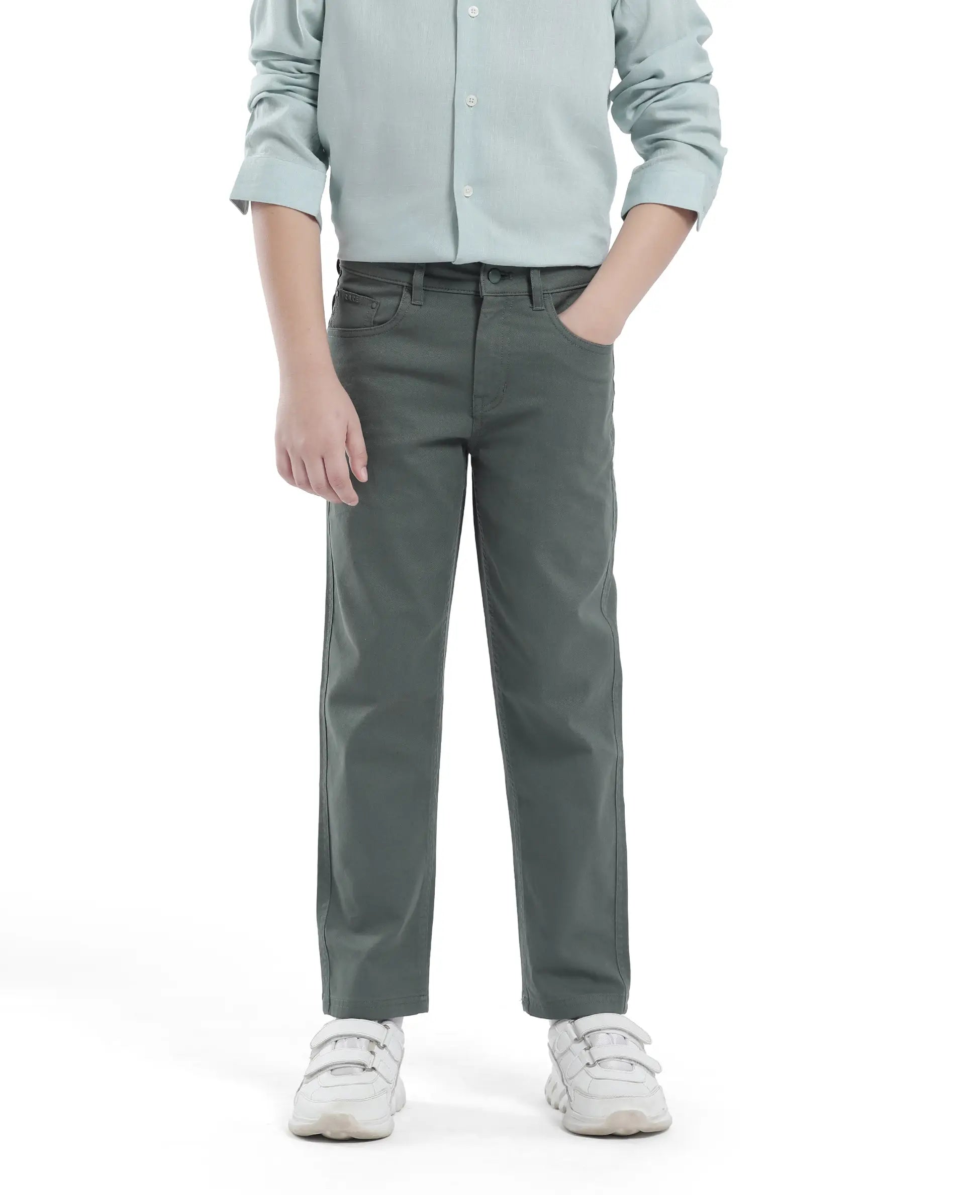 Rare Ones Kids Spoke-K Olive Cotton Button And Zip Closure Solid Regular Fit Trouser