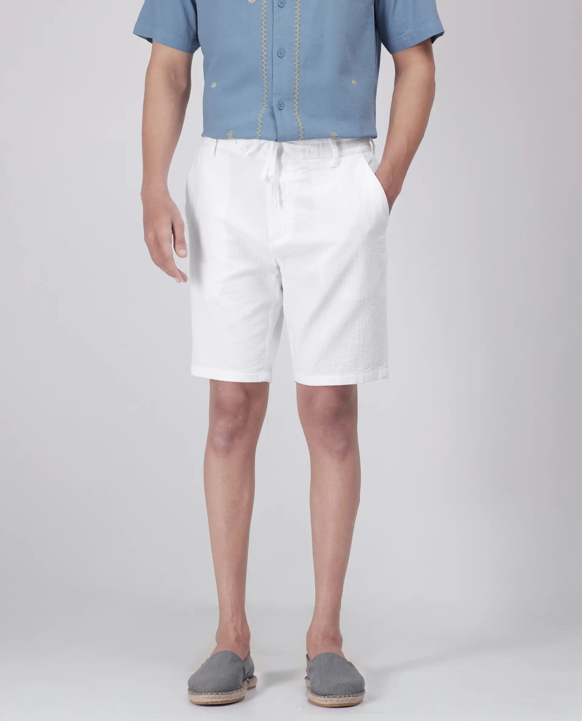 Rare Rabbit Men's Steo White Cotton Blend Fabric Relaxed Fit Plain Shorts