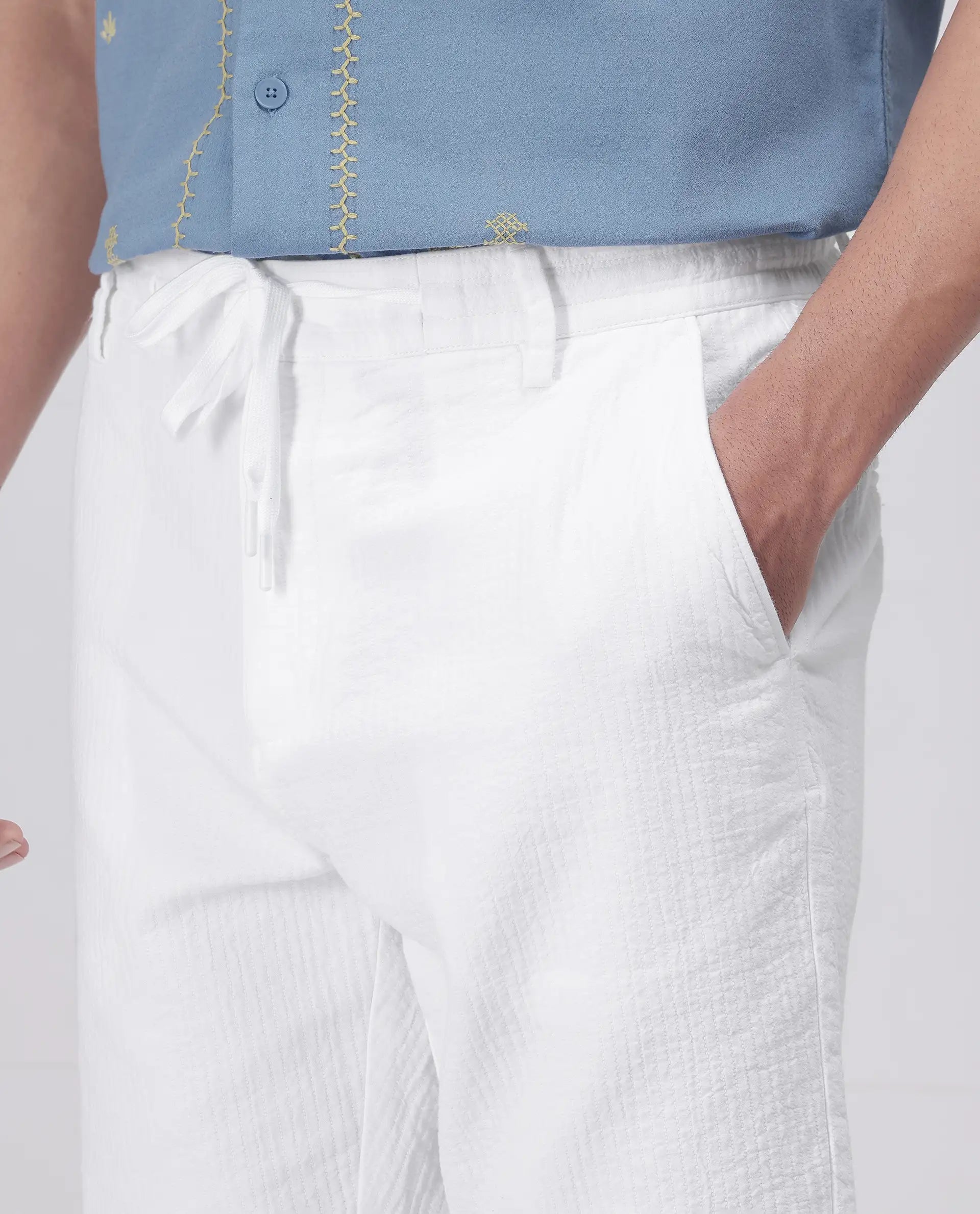 Rare Rabbit Men's Steo White Cotton Blend Fabric Relaxed Fit Plain Shorts