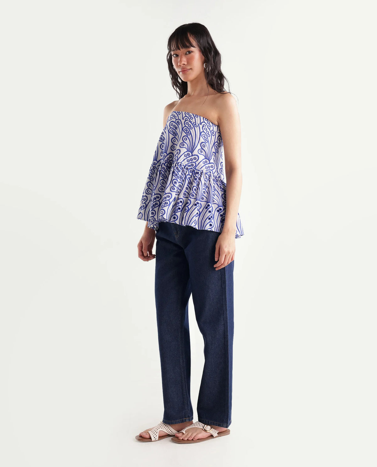 Rareism Women's Strank-1 Dark Blue Cotton Blend Shank And Zipper Ankle Straight Plain Jeans