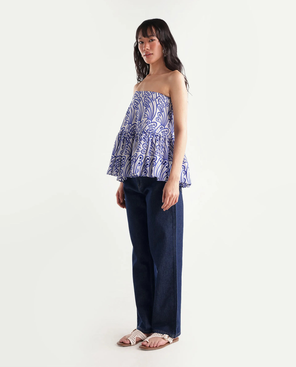 Rareism Women's Strank-1 Dark Blue Cotton Blend Shank And Zipper Ankle Straight Plain Jeans