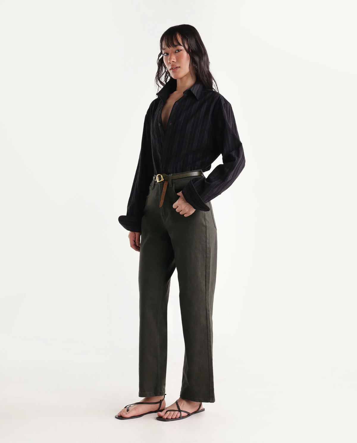 Rareism Women's Strank-2 Dark Green Cotton Blend Shank And Zipper Ankle Straight Plain Jeans