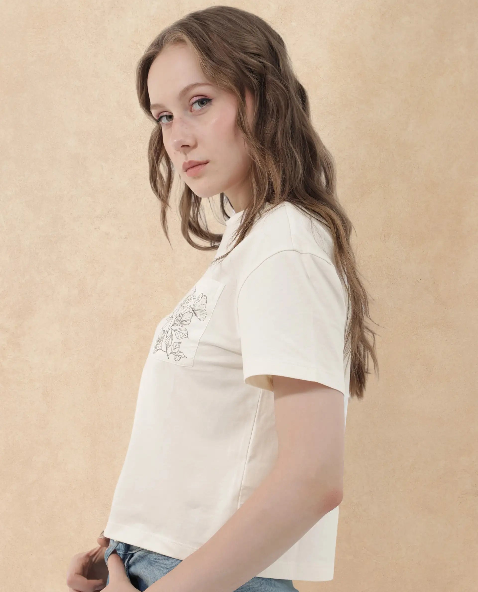 Rareism Women Strankle Off White Cotton Elastane Fabric Crew Neck Knit Solid T-Shirt