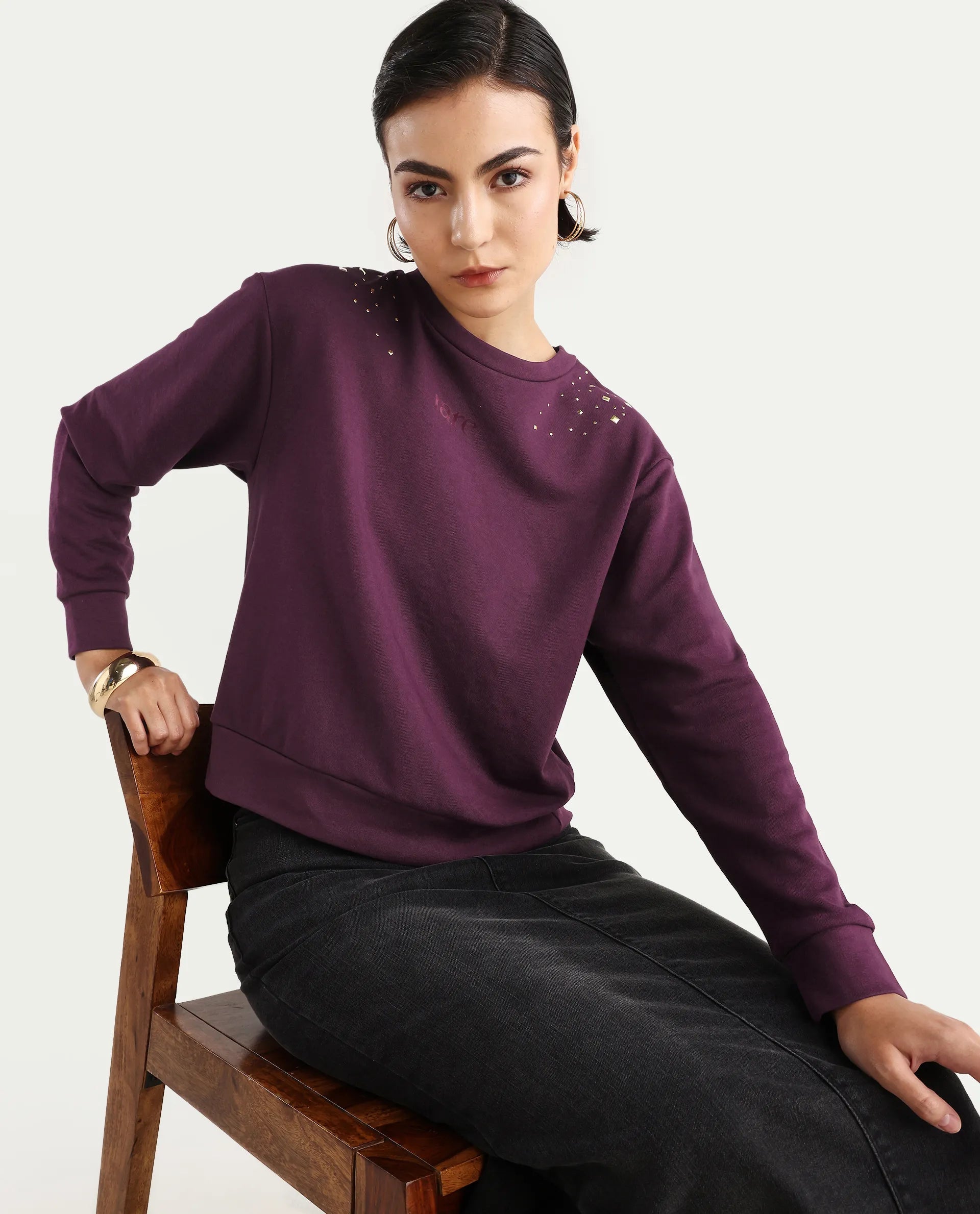 Rareism Women's Studo Dark Purple Cotton Blend Crew Neck Plain Relaxed Fit Sweatshirt
