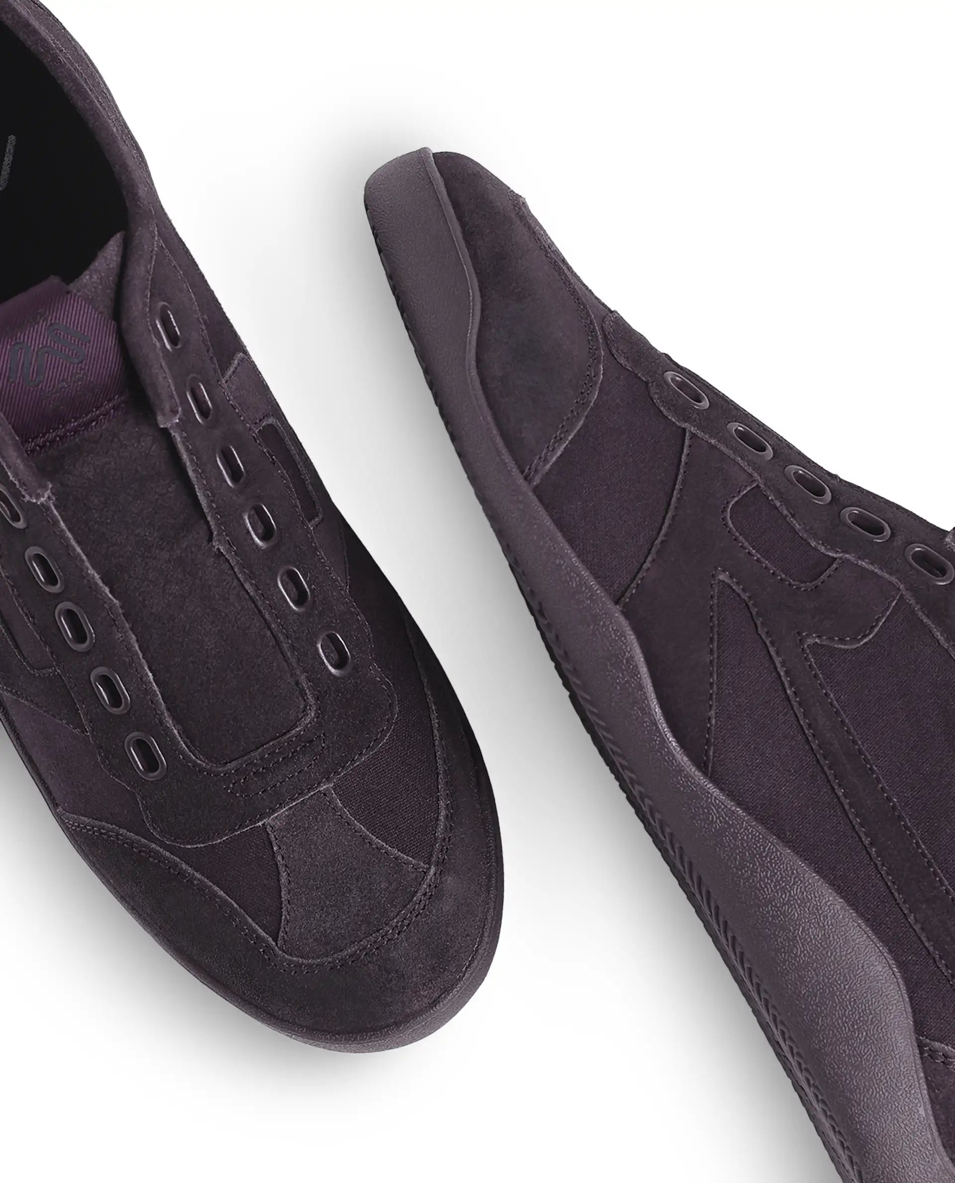 Rarez Men's Sugoi Nature Primary Prune Regular Sneaker