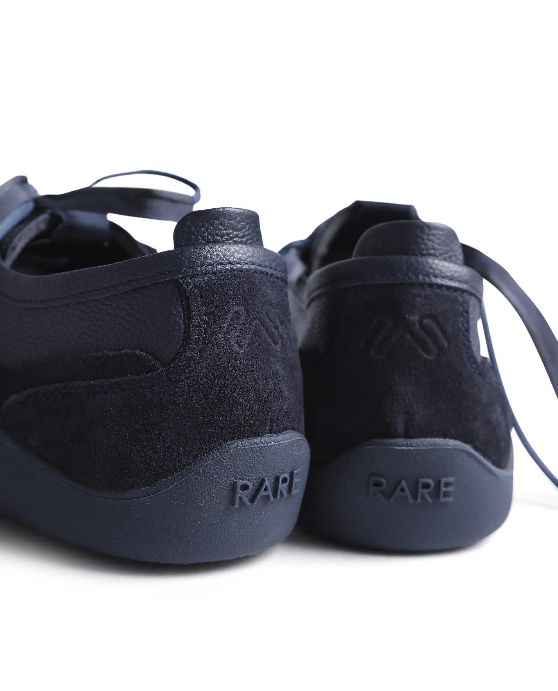 Rarez Men's Sugoi Still Primary Navy Leather Regular Sneaker