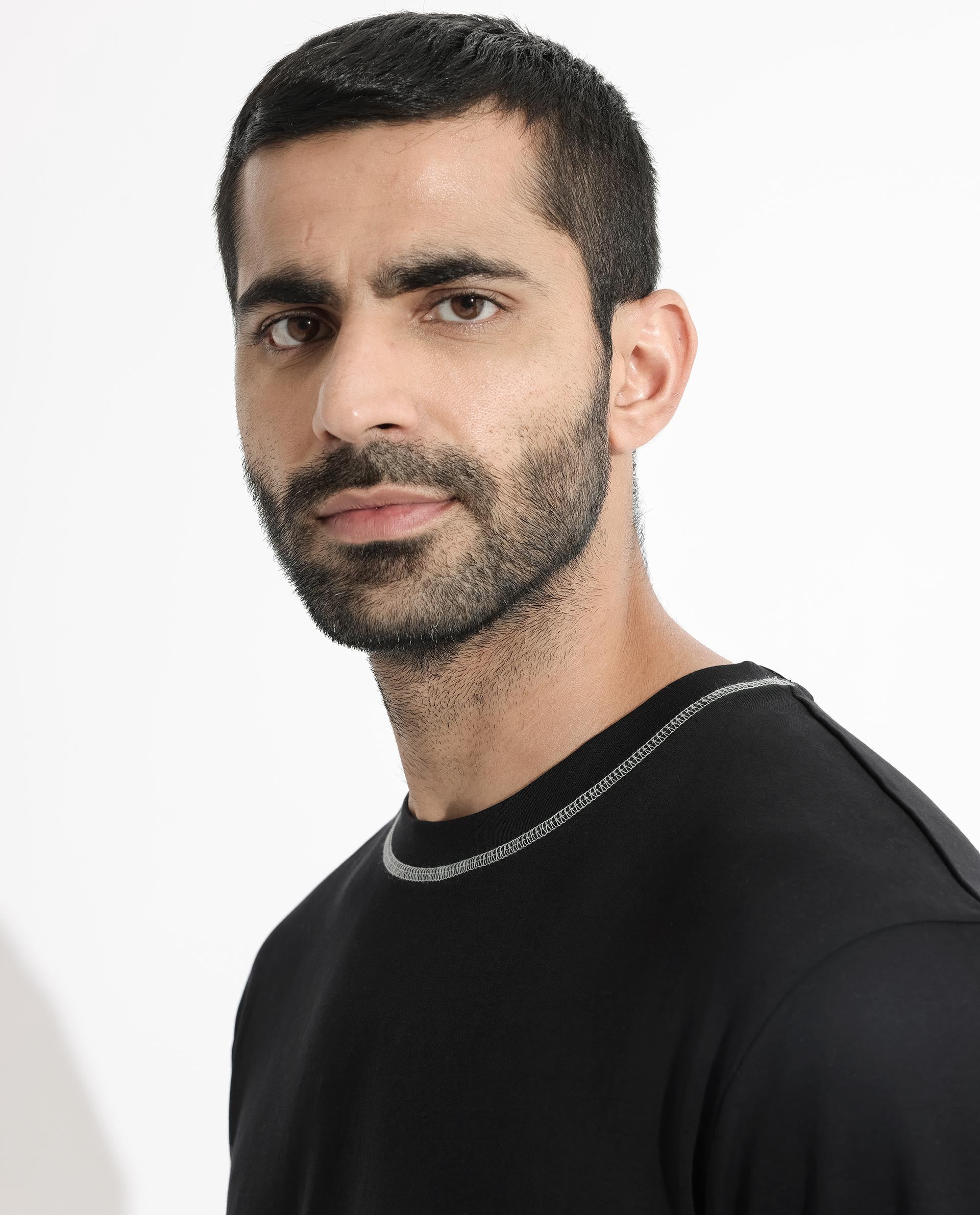 Rare Rabbit Men's Sable Black Crew Neck Half Sleeves Drop Shoulder With Contrast Overstitch Boxy Fit Solid T-Shirt