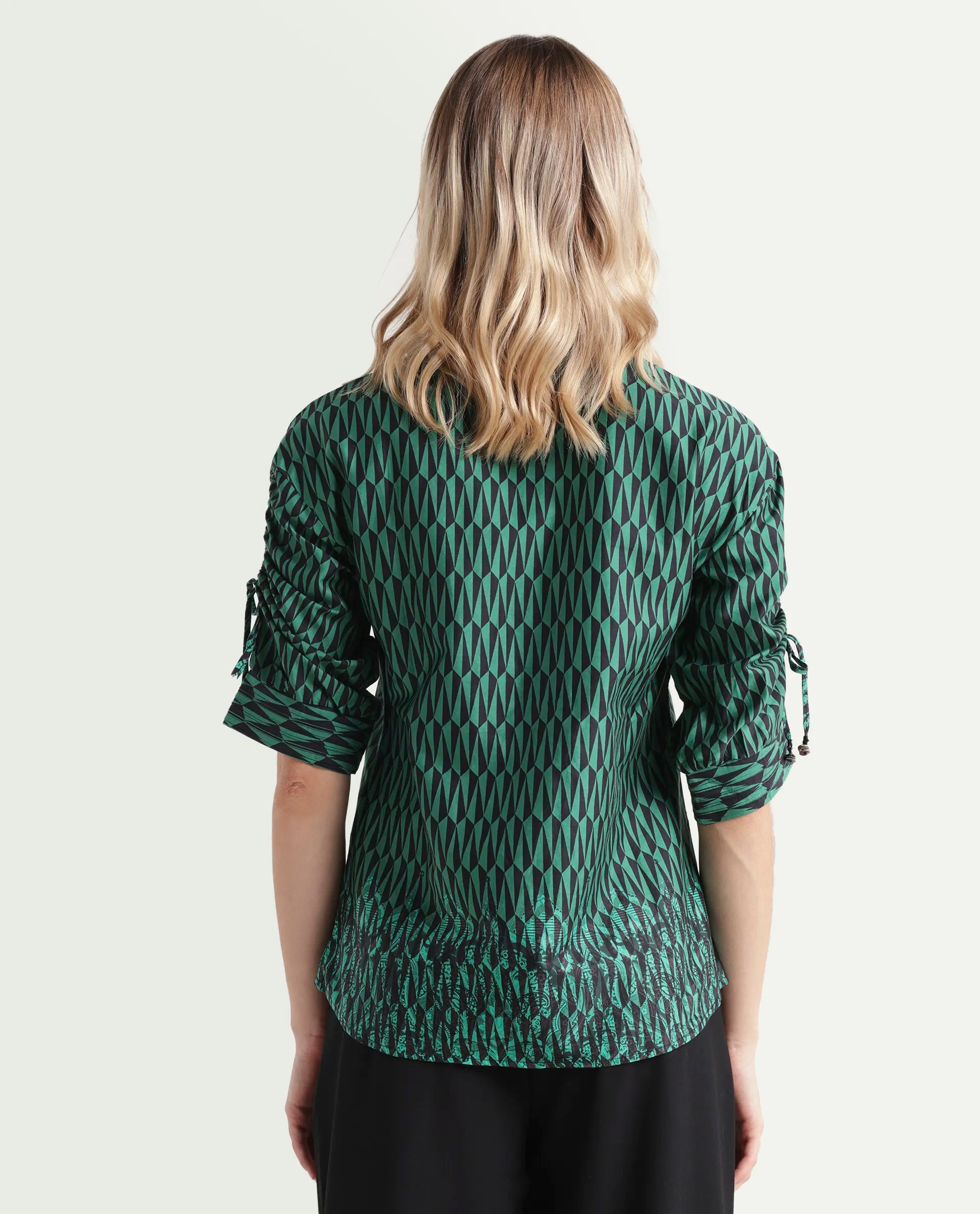 Rareism Women's Tafel Green Cotton Mandarin Collar Geometric Print Regular Fit Top
