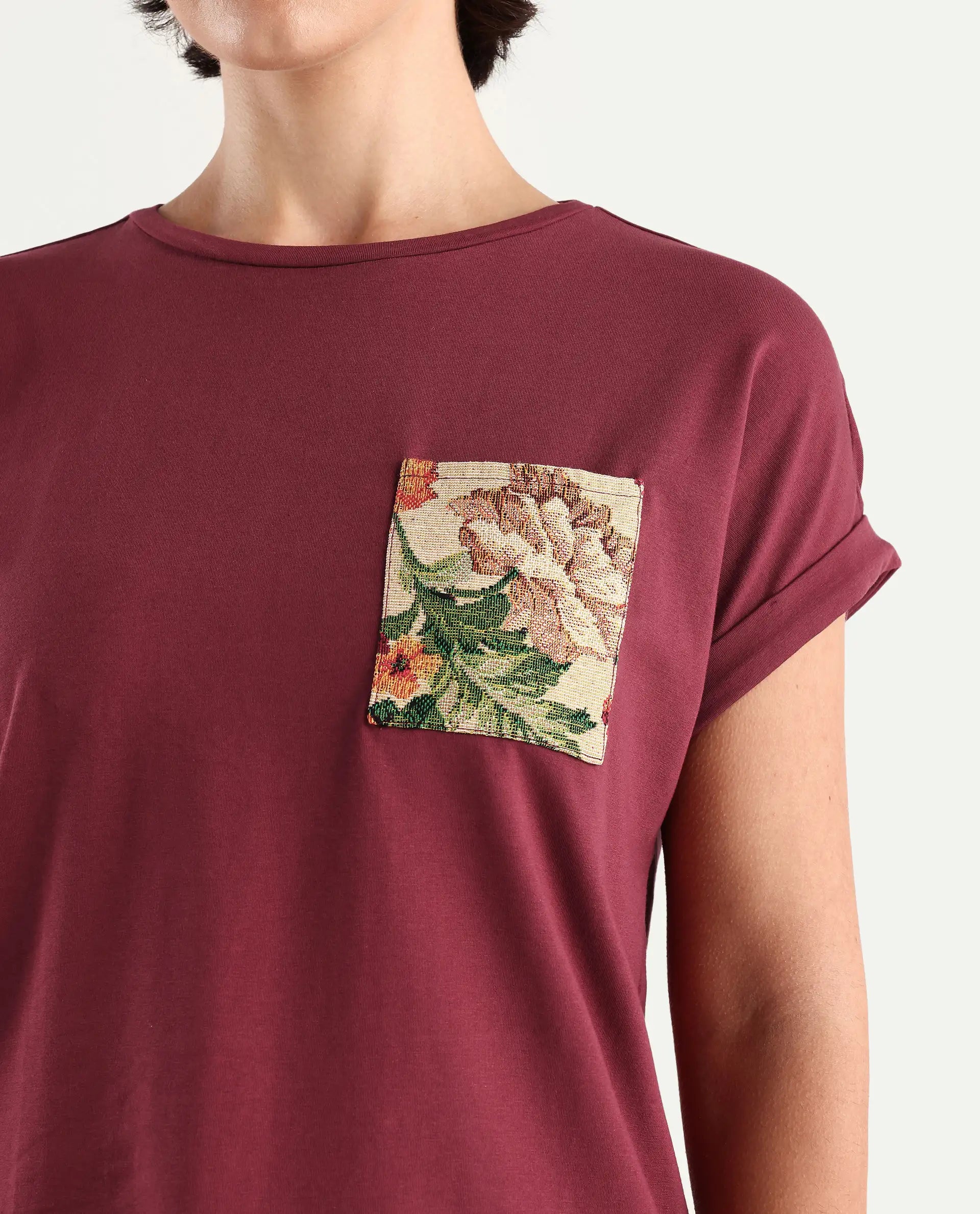 Rareism Women's Tasse Maroon Cotton Blend Crew Neck Graphic Print Extended Sleeves Relaxed Fit T-Shirt