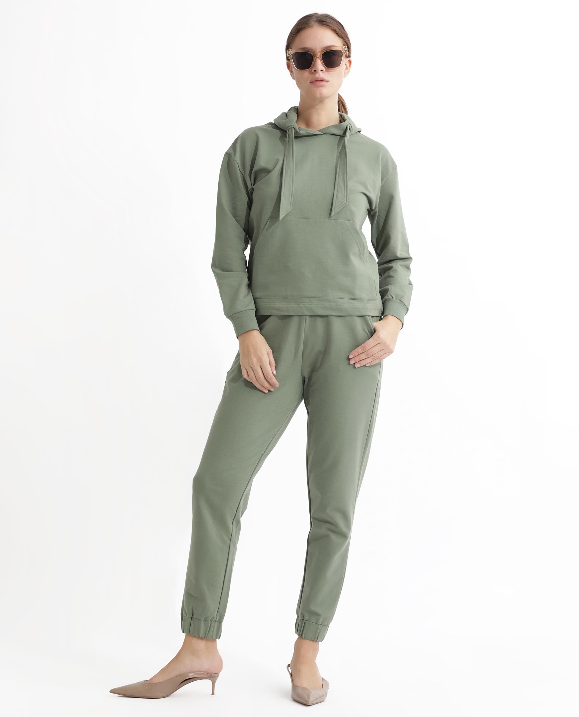 Rareism Women Terac Dusky Green Cotton Lycra Fabric Regular Fit Solid Mid Rise Ankle Length Track Pant