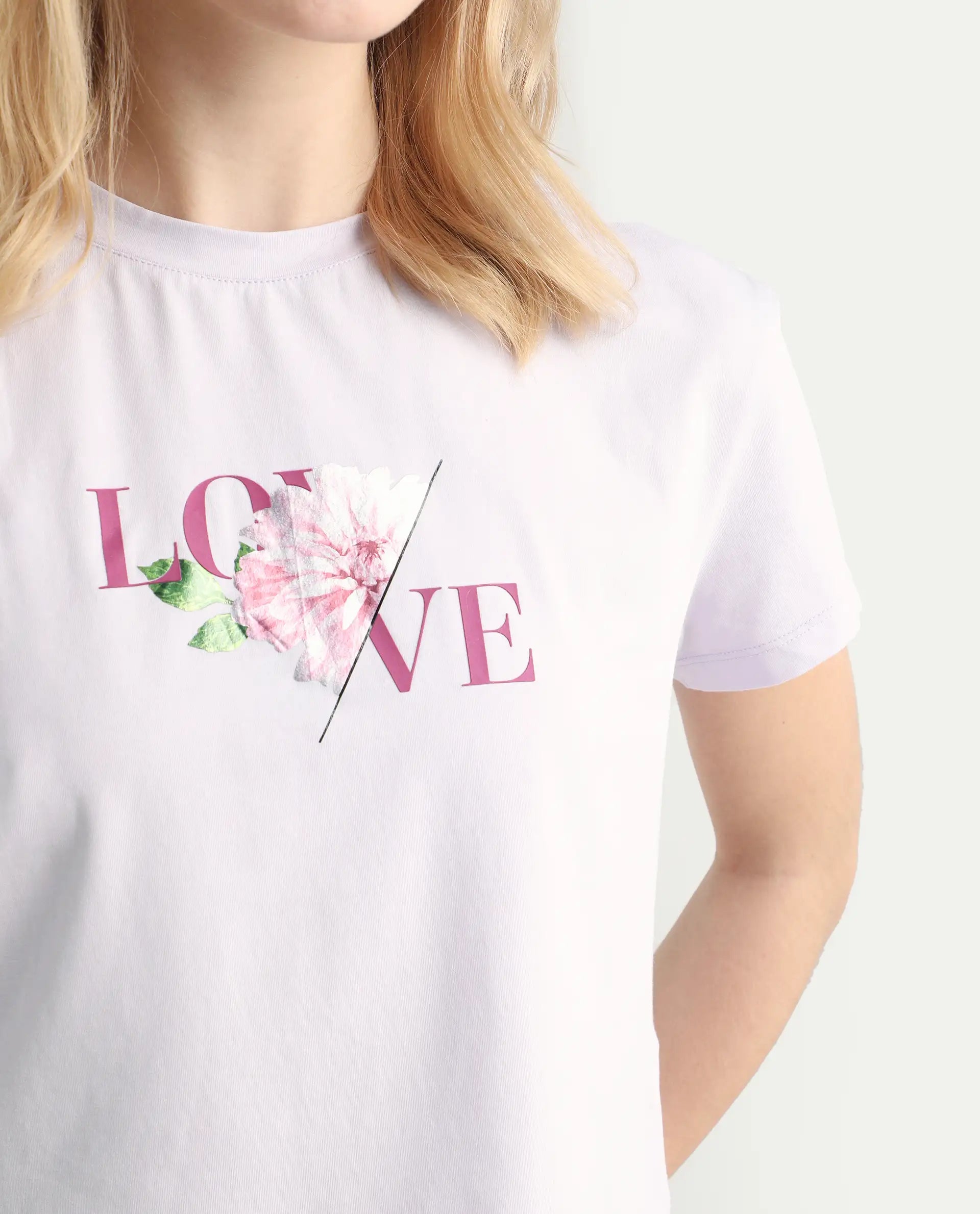 Rareism Women's Thea Pastel Purple Cotton Blend Crew Neck Graphic Print Crop Regular Fit T-Shirt