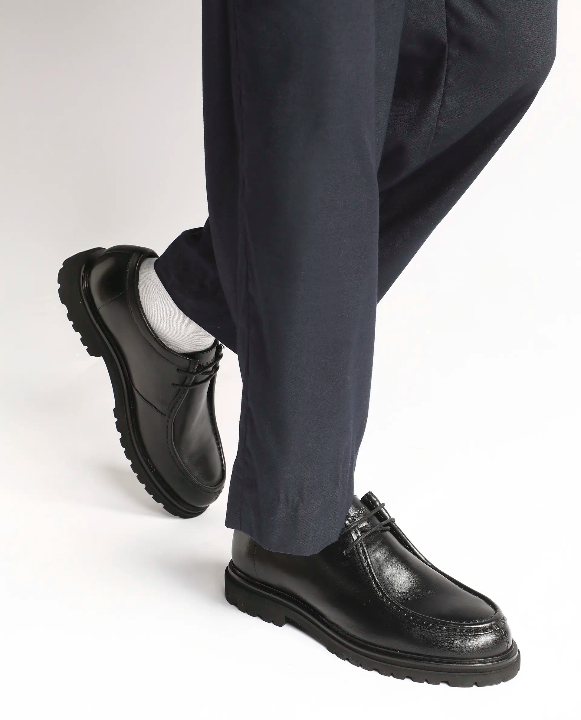 Rare Rabbit Men Torhill Black Lace-Up Shoe