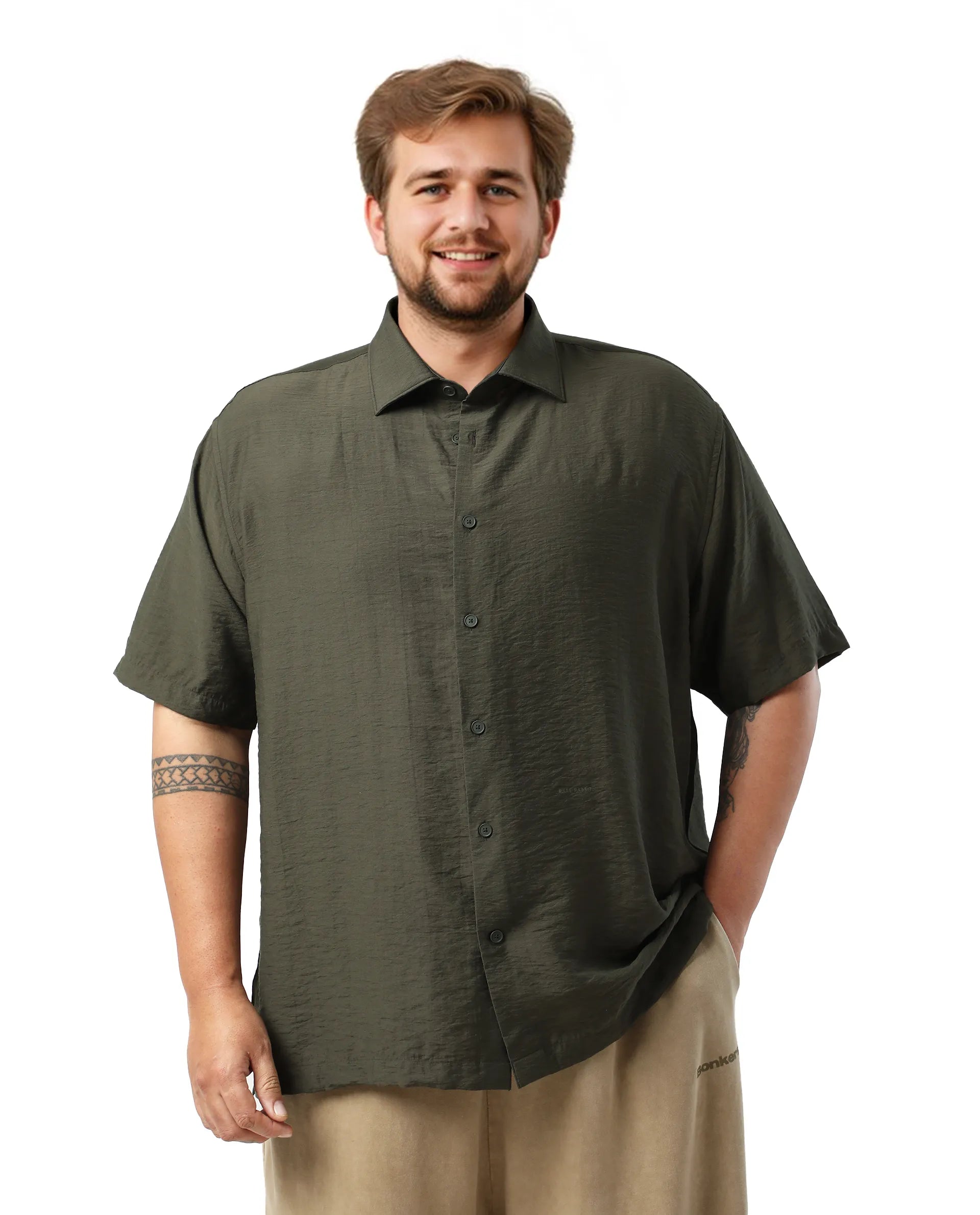 Rare Rabbit Men Torin Big Dark Olive Cotton Fabric Half Sleeve Spread Collar Button Closure Plain Shirt