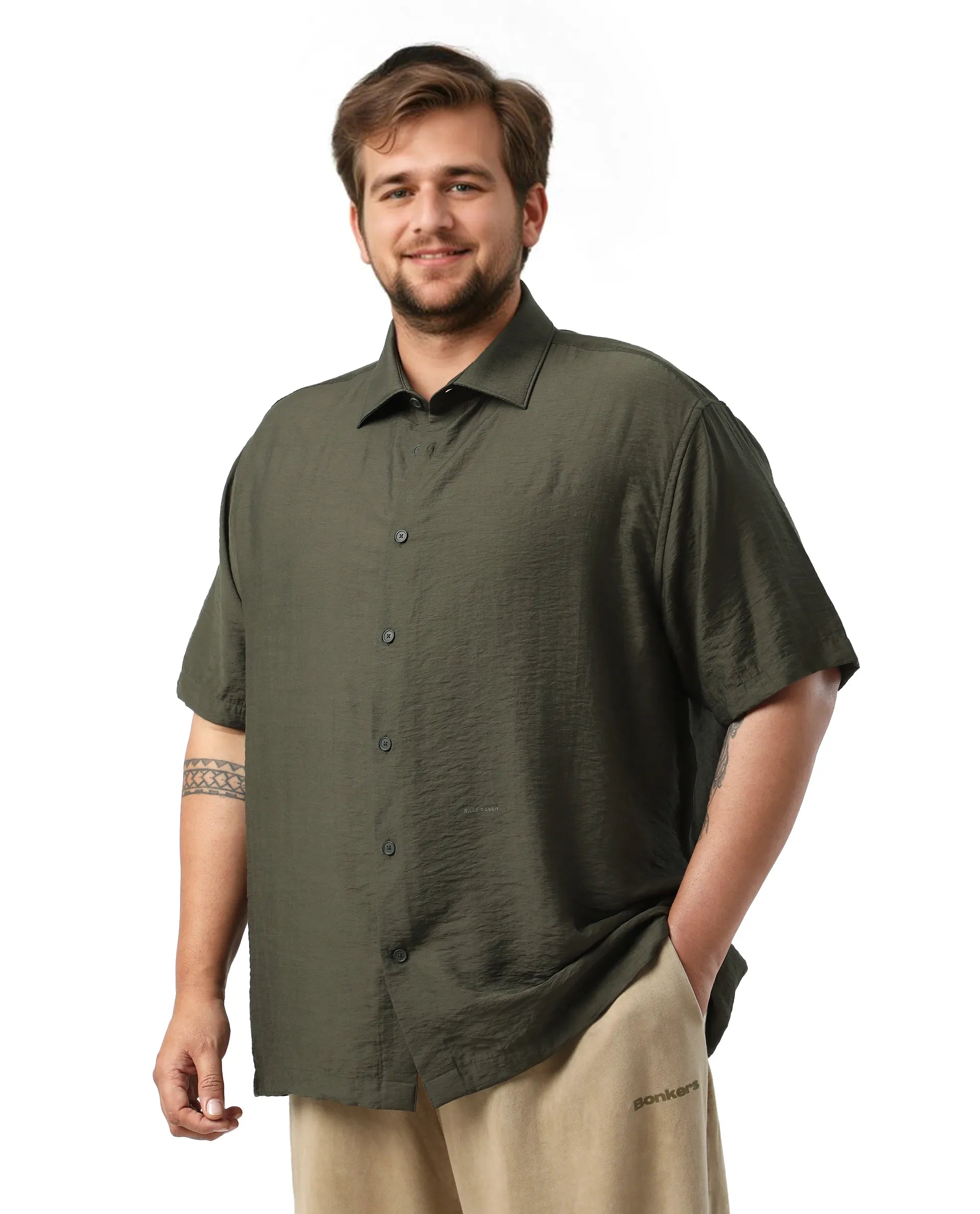 Rare Rabbit Men Torin Big Dark Olive Cotton Fabric Half Sleeve Spread Collar Button Closure Plain Shirt