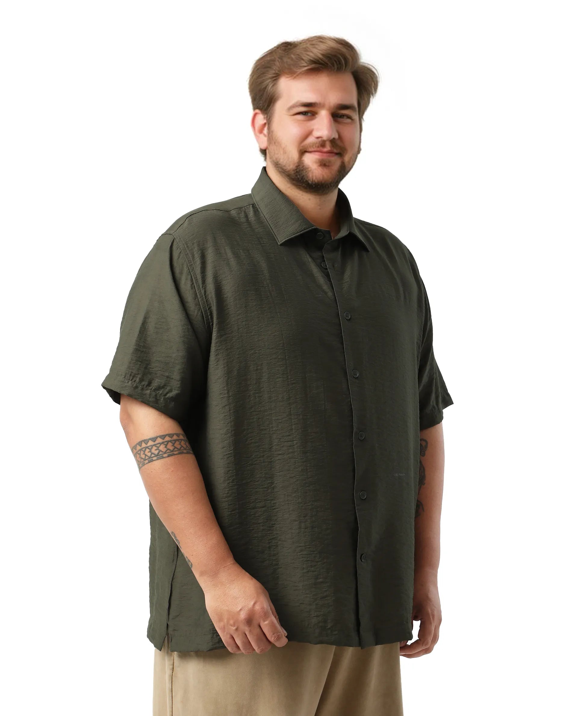 Rare Rabbit Men Torin Big Dark Olive Cotton Fabric Half Sleeve Spread Collar Button Closure Plain Shirt